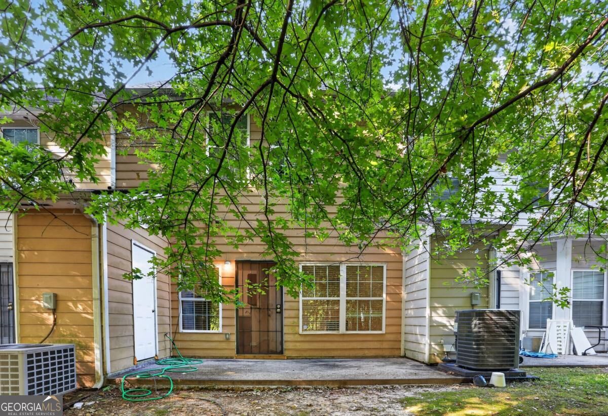 213 Brookview Drive Property Photo 1