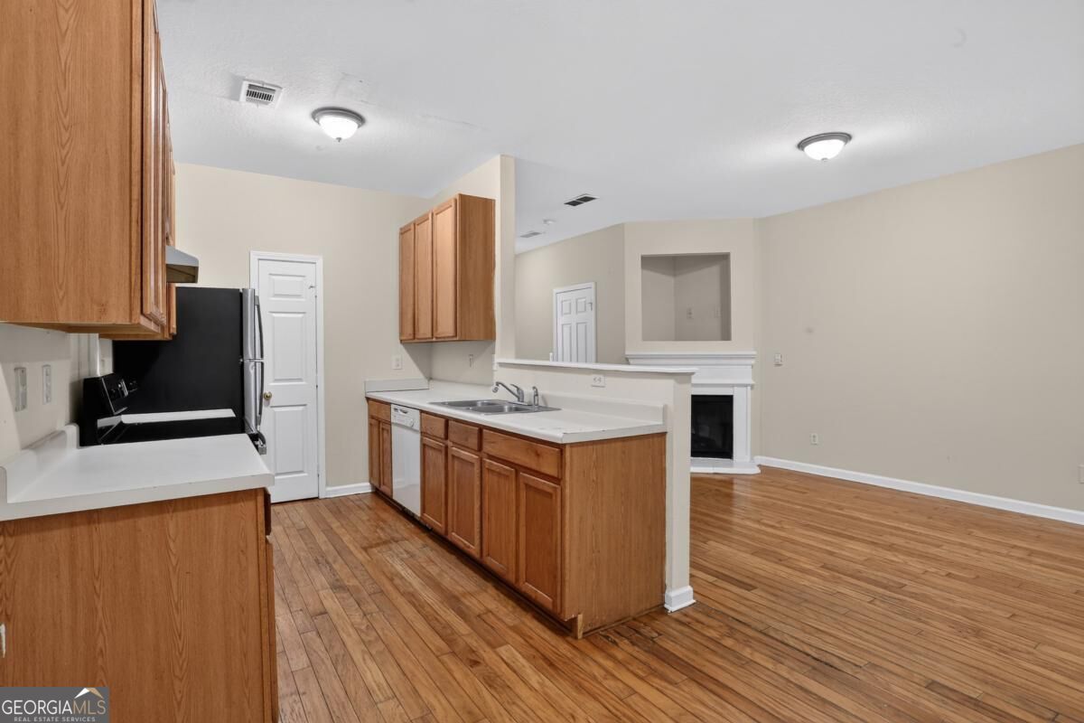 213 Brookview Drive Property Photo 7