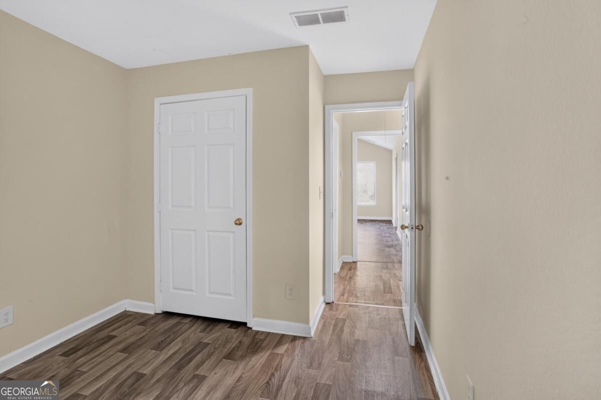 213 Brookview Drive Property Photo 14