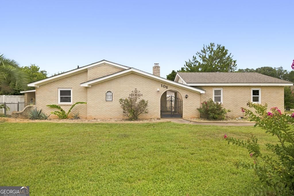 106 Wildwood Trail Property Photo 1