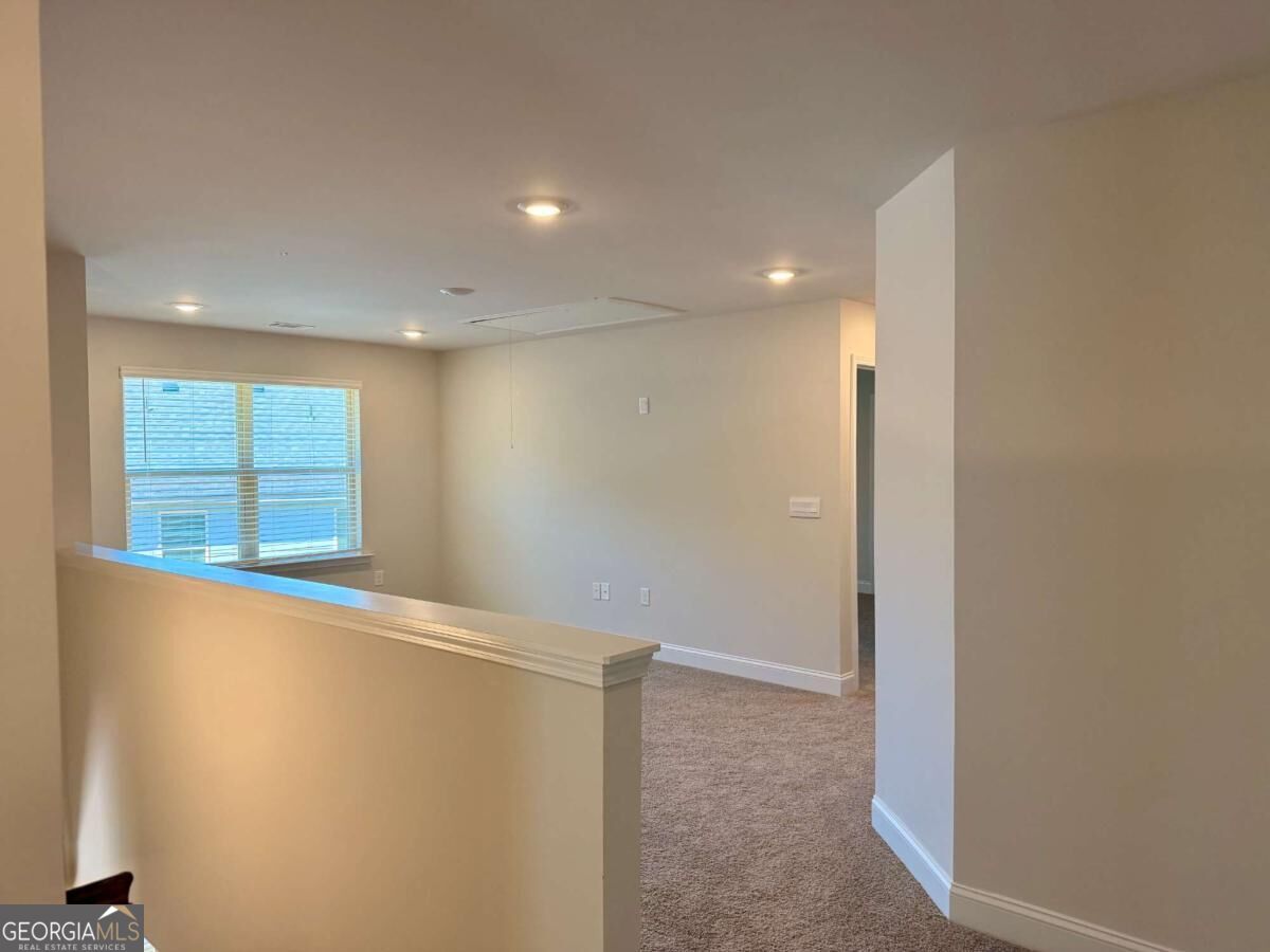513 Creek Road Property Photo 11