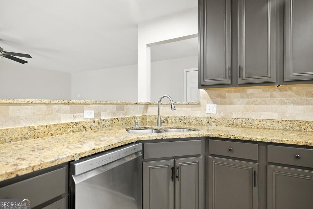 105 Dane Terrace Property Photo 10