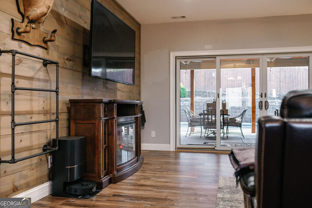 52 Ivy Ridge Court Property Photo 6