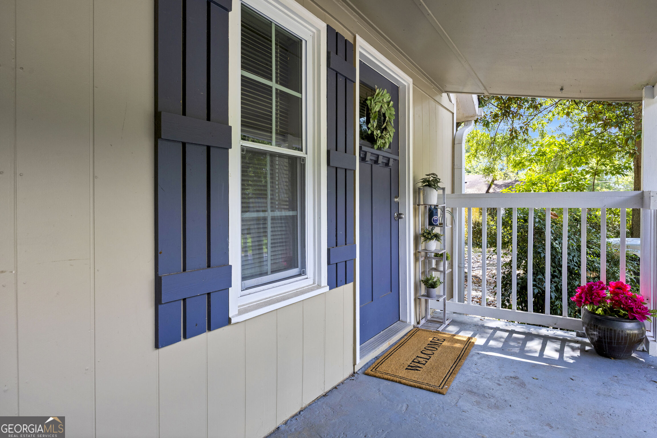 411 Ash Street Property Photo 2