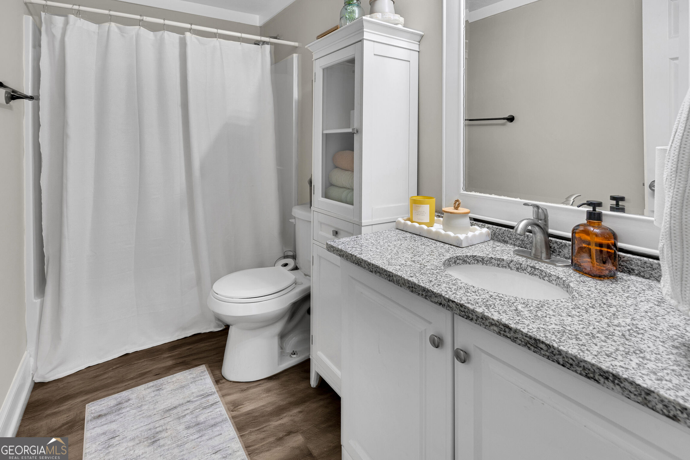 411 Ash Street Property Photo 14