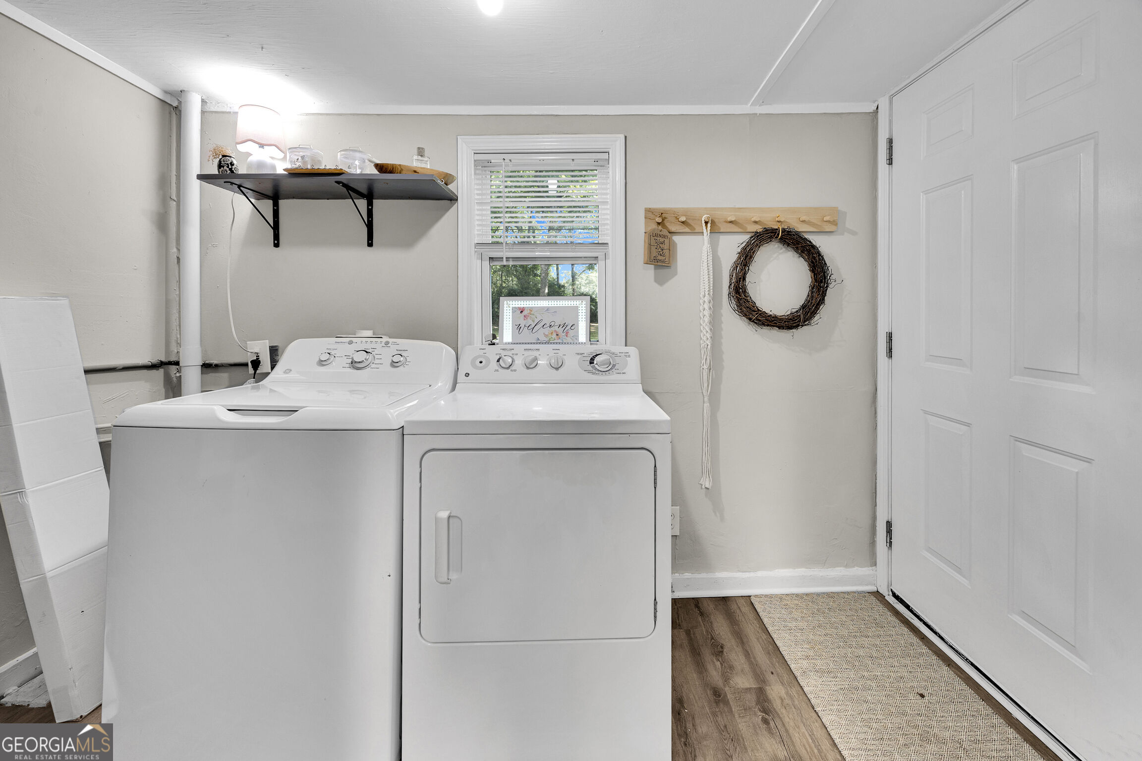 411 Ash Street Property Photo 15