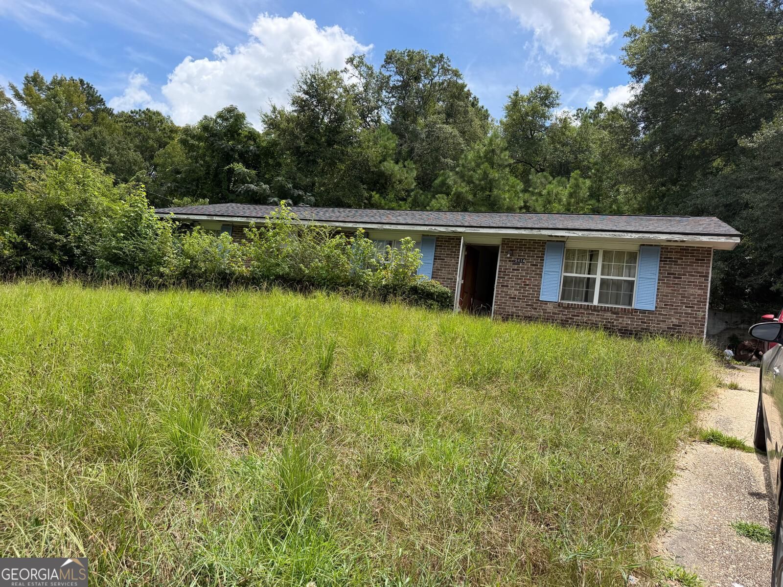 5414 Spencer Lane Property Photo 1