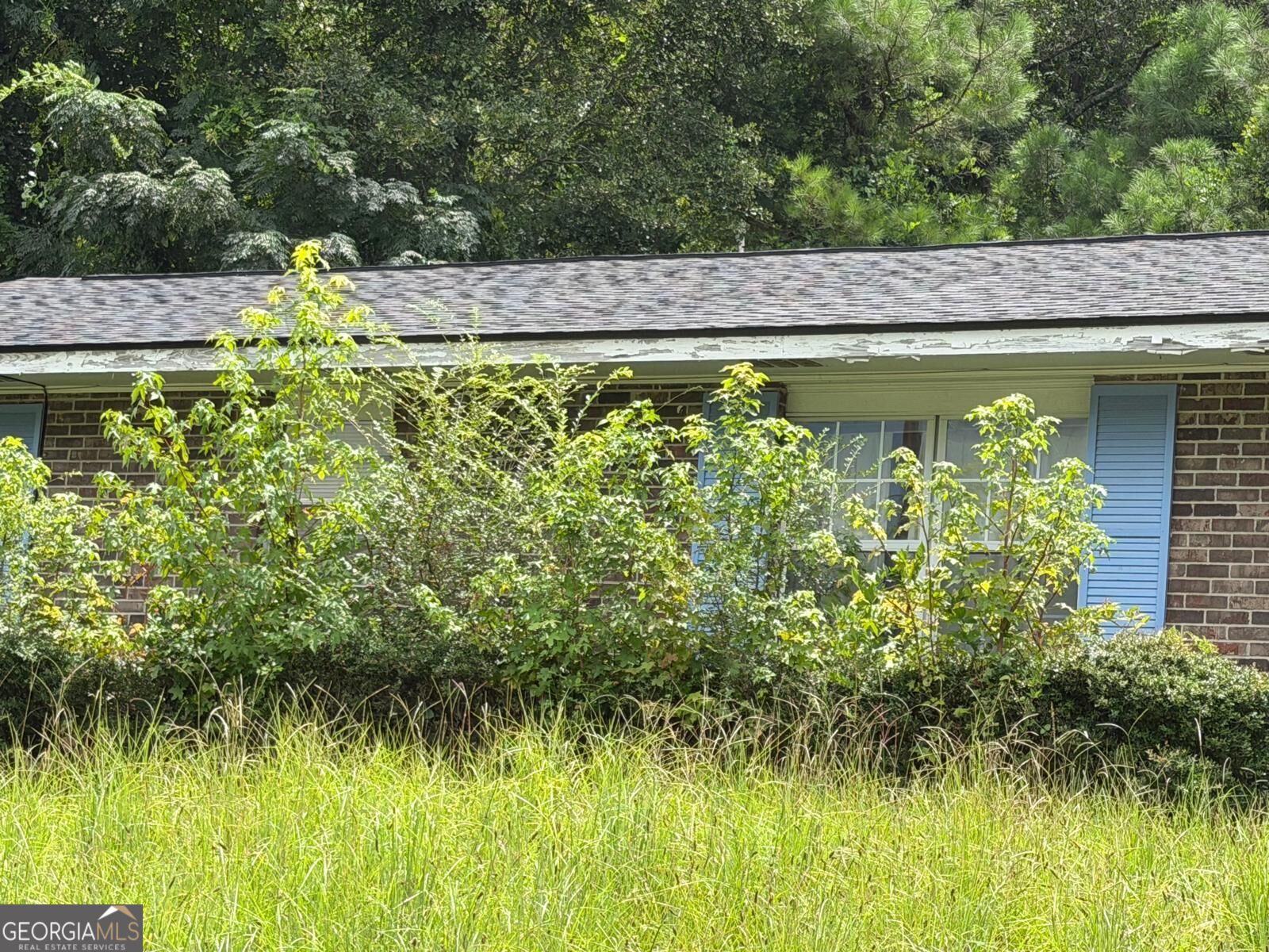 5414 Spencer Lane Property Photo 4