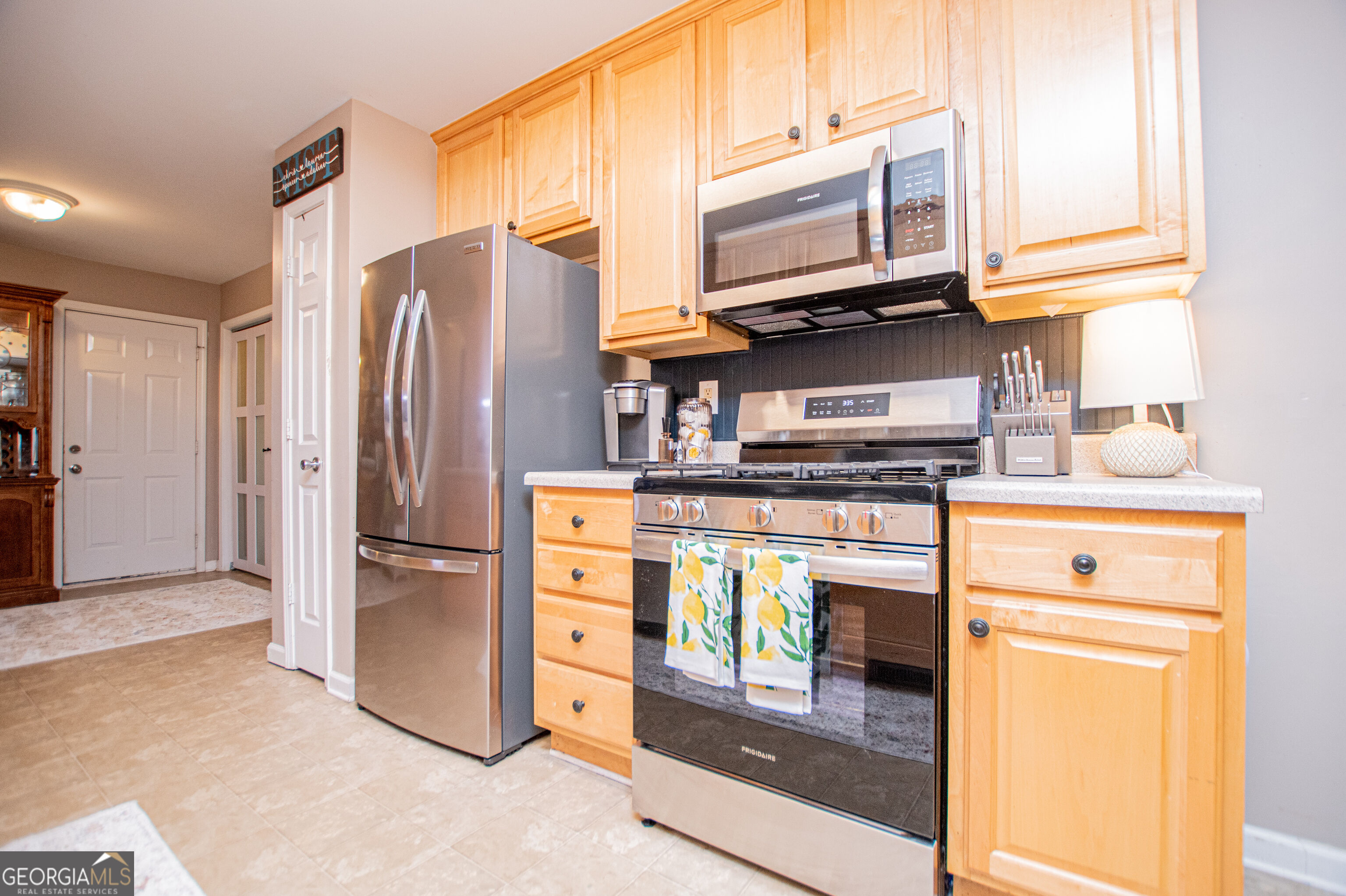 145 Garden Walk Property Photo 19
