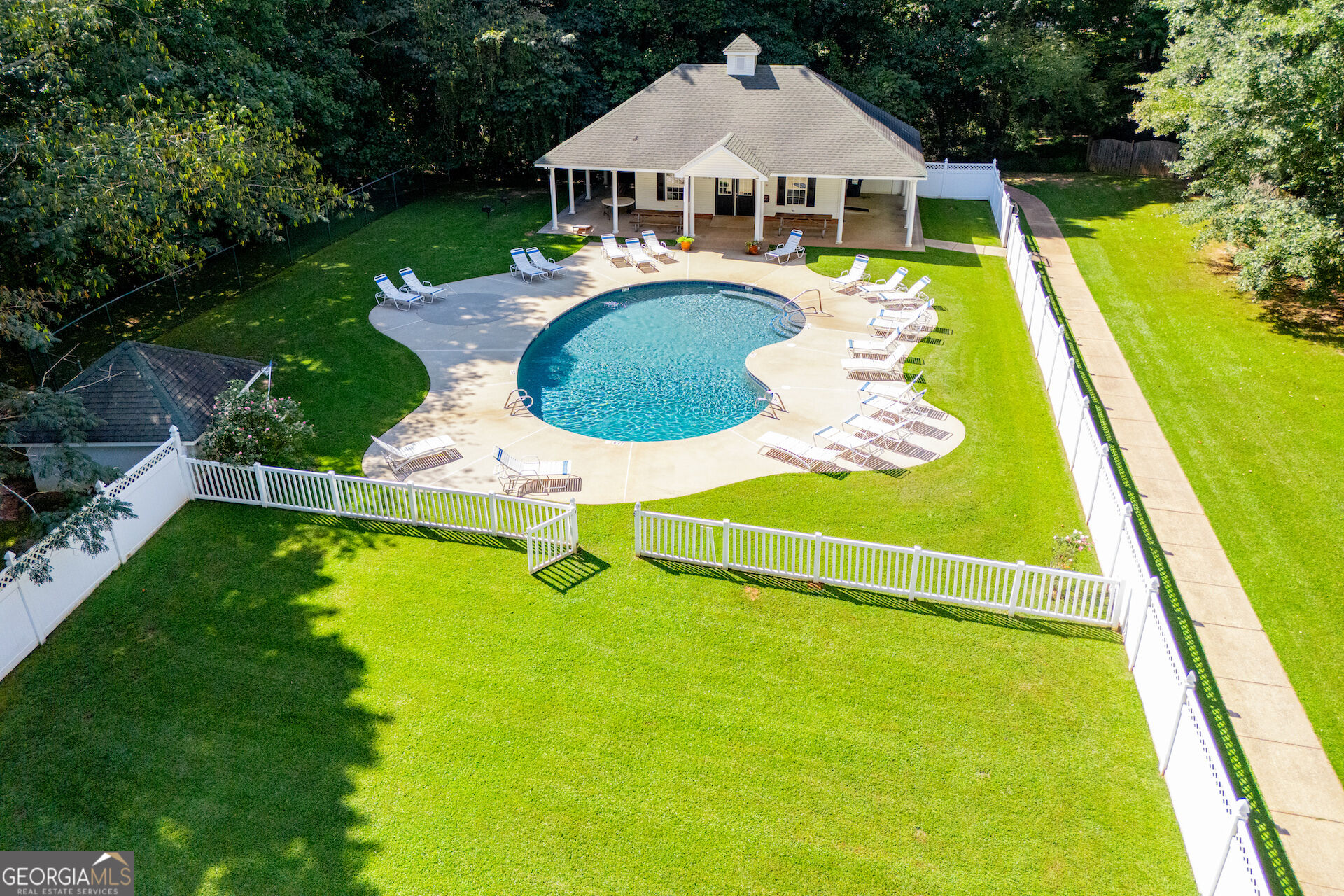 145 Garden Walk Property Photo 72