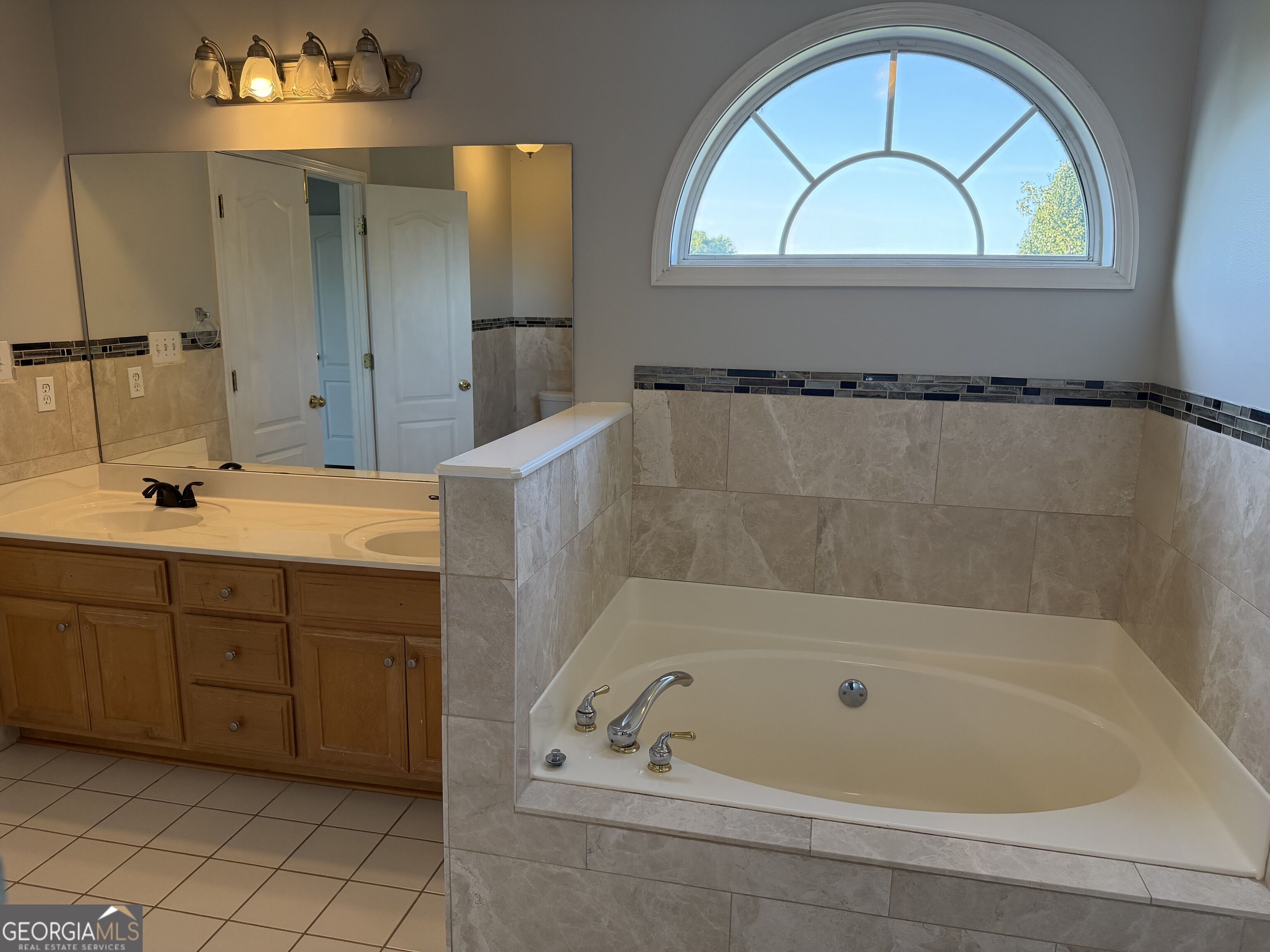 152 Moss Pointe Drive Property Photo 10