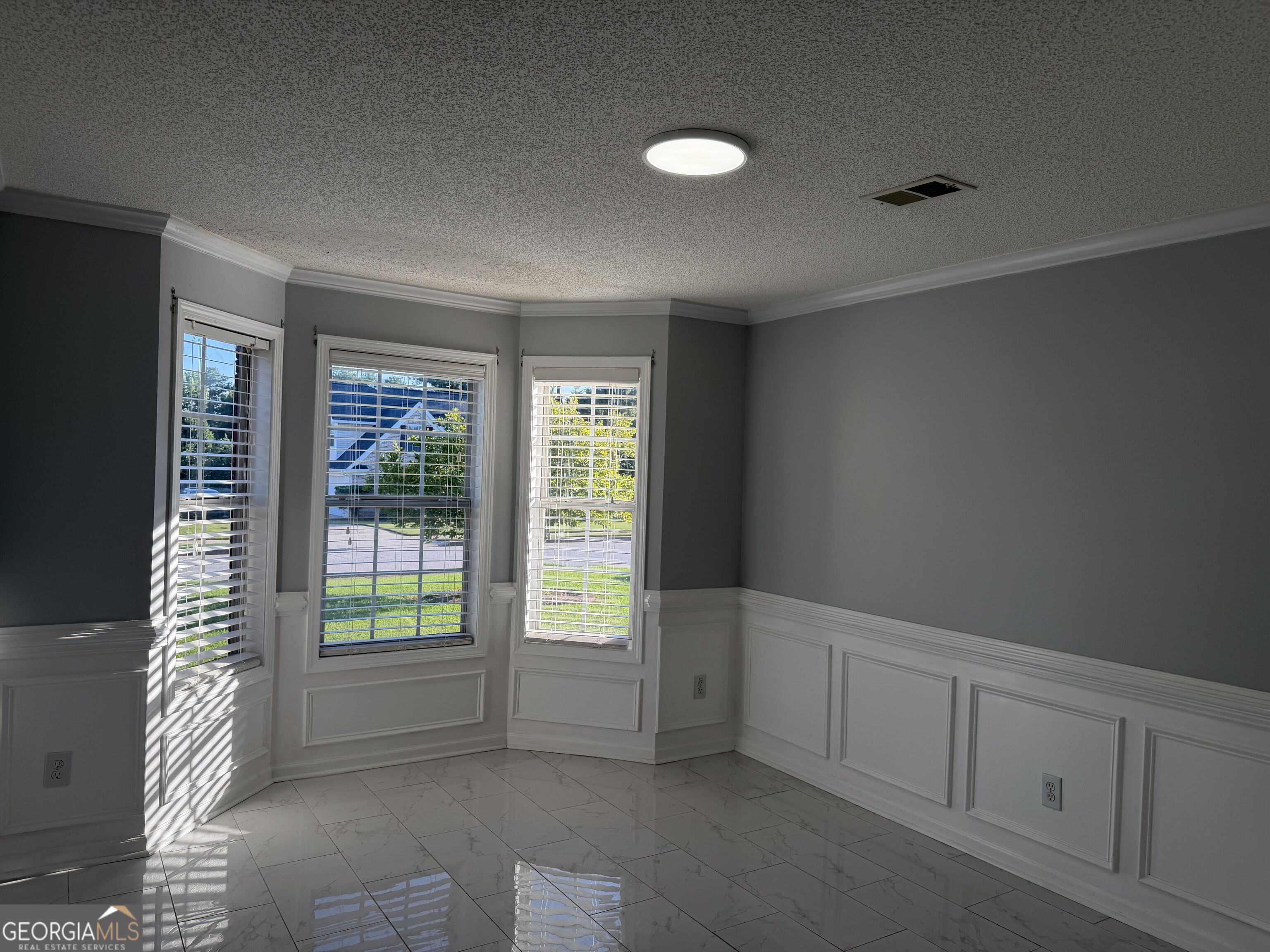 152 Moss Pointe Drive Property Photo 14