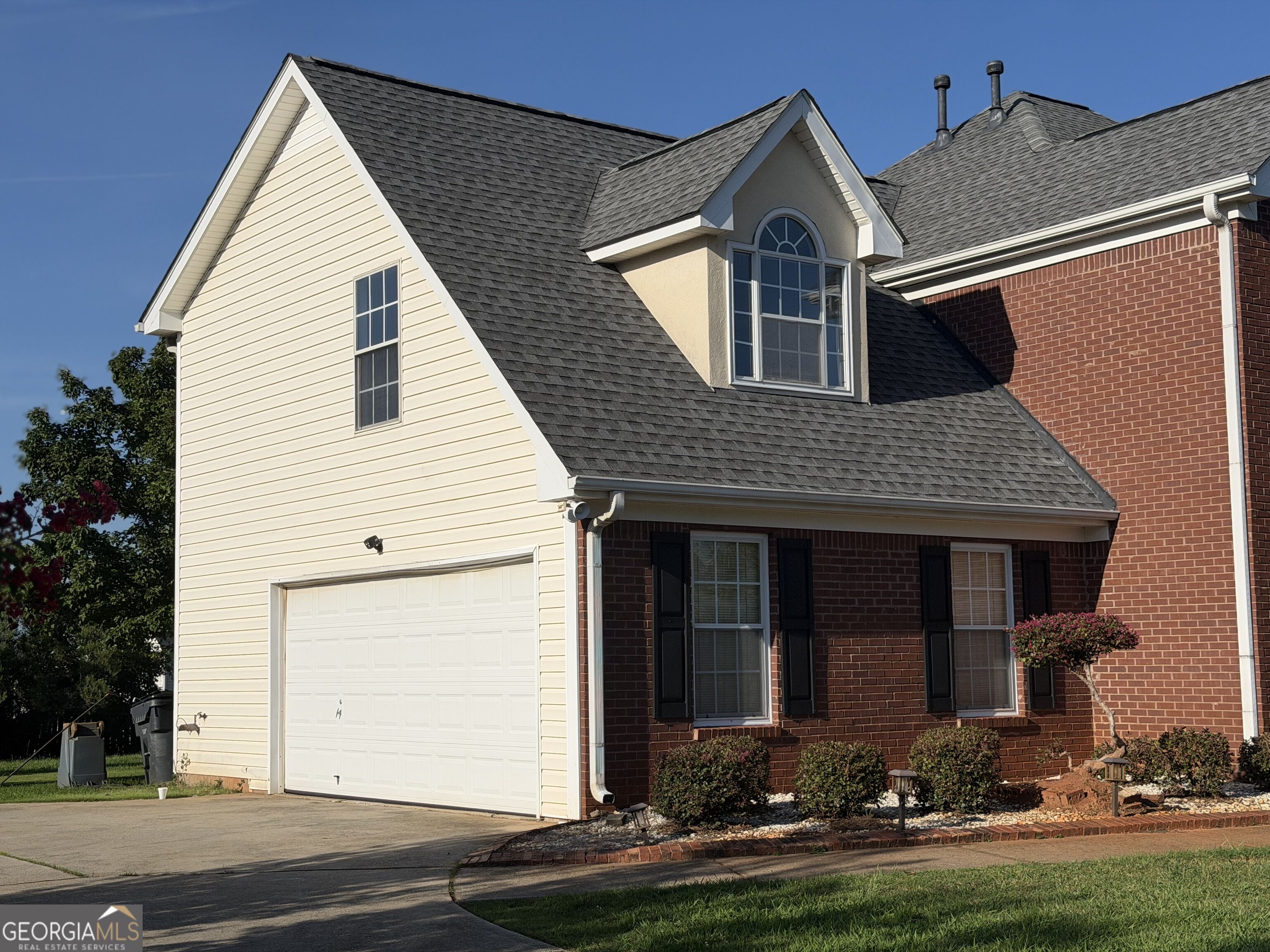 152 Moss Pointe Drive Property Photo 16
