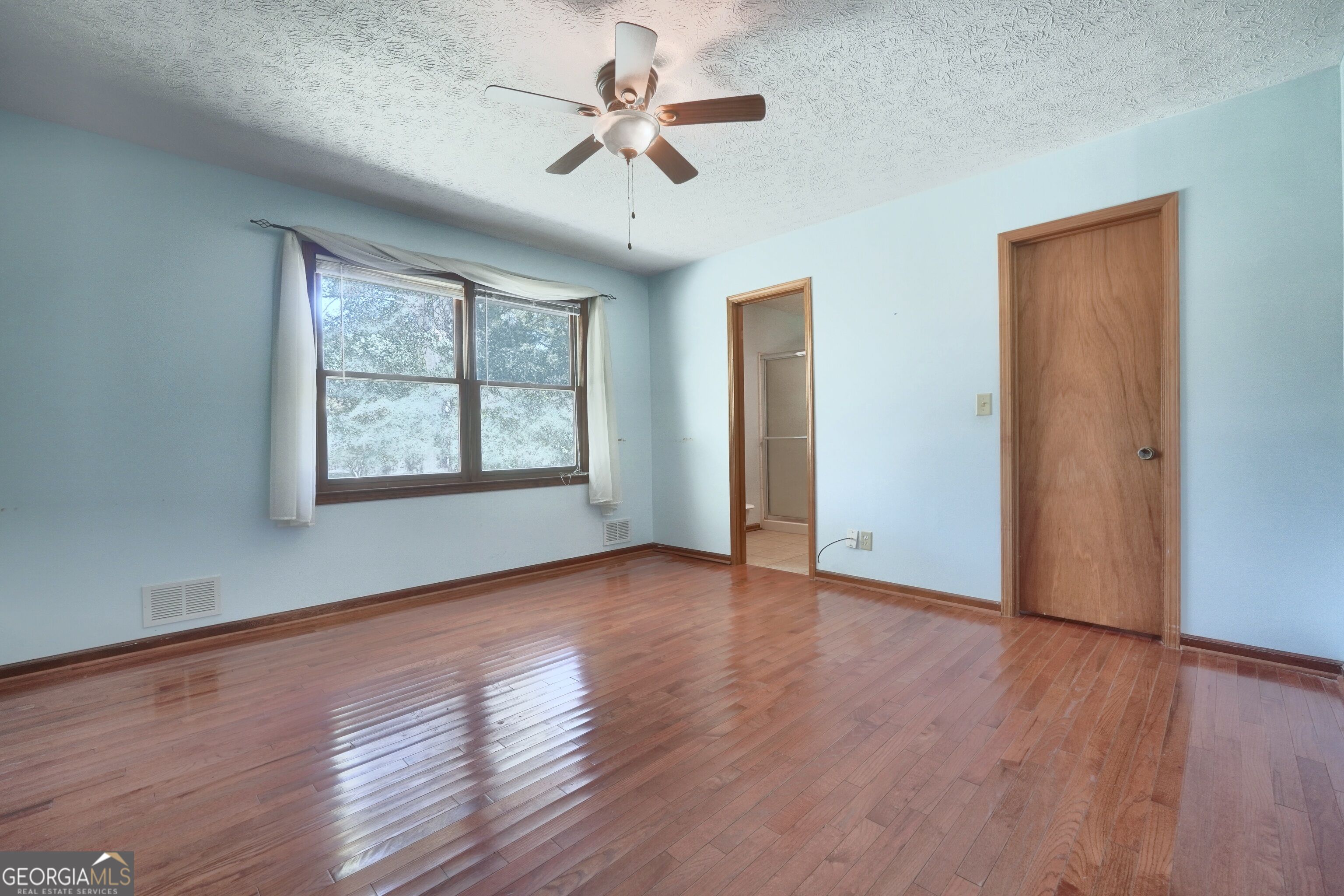 115 Price Drive W Property Photo 16