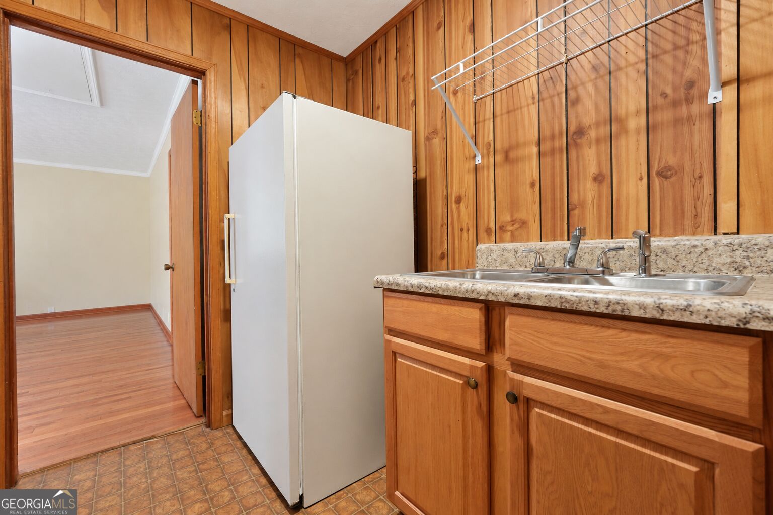 115 Price Drive W Property Photo 23