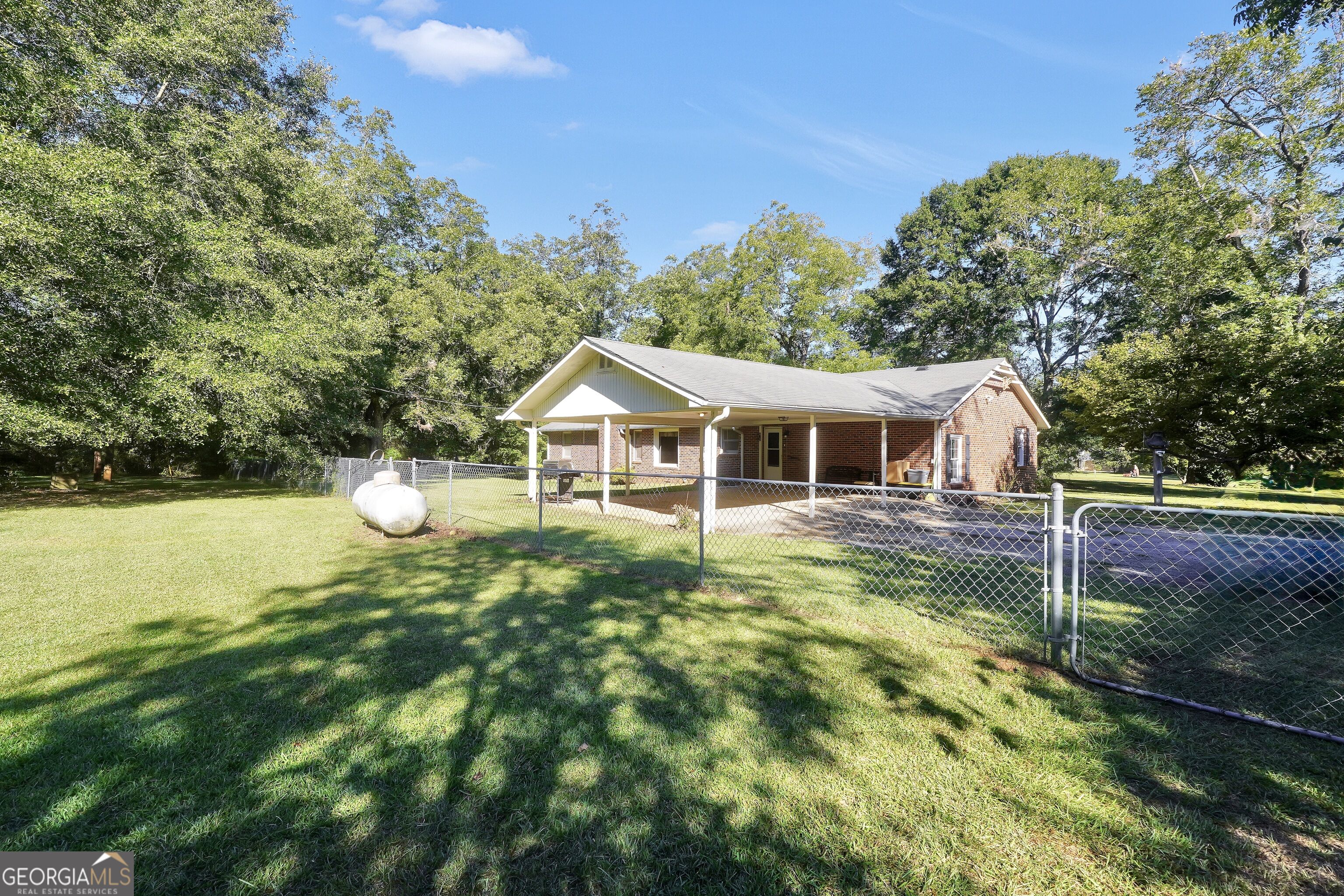 115 Price Drive W Property Photo 34