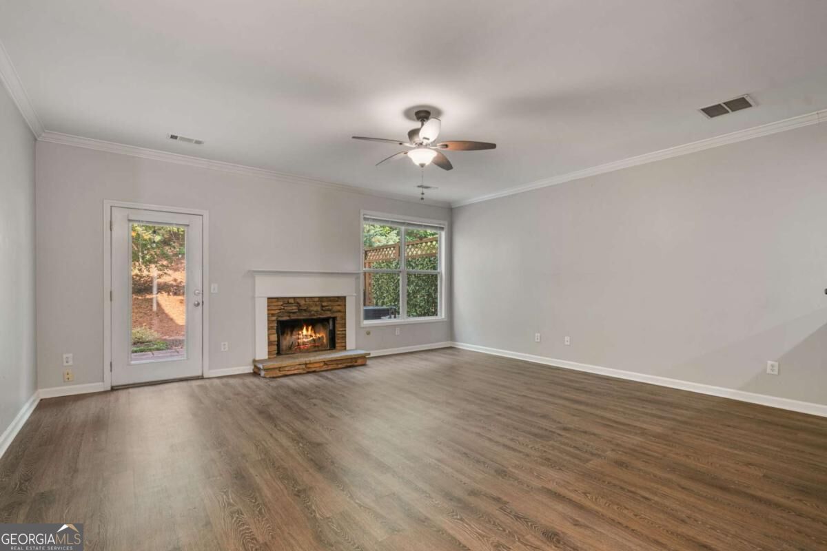 1030 Firethorne Pass Property Photo 7