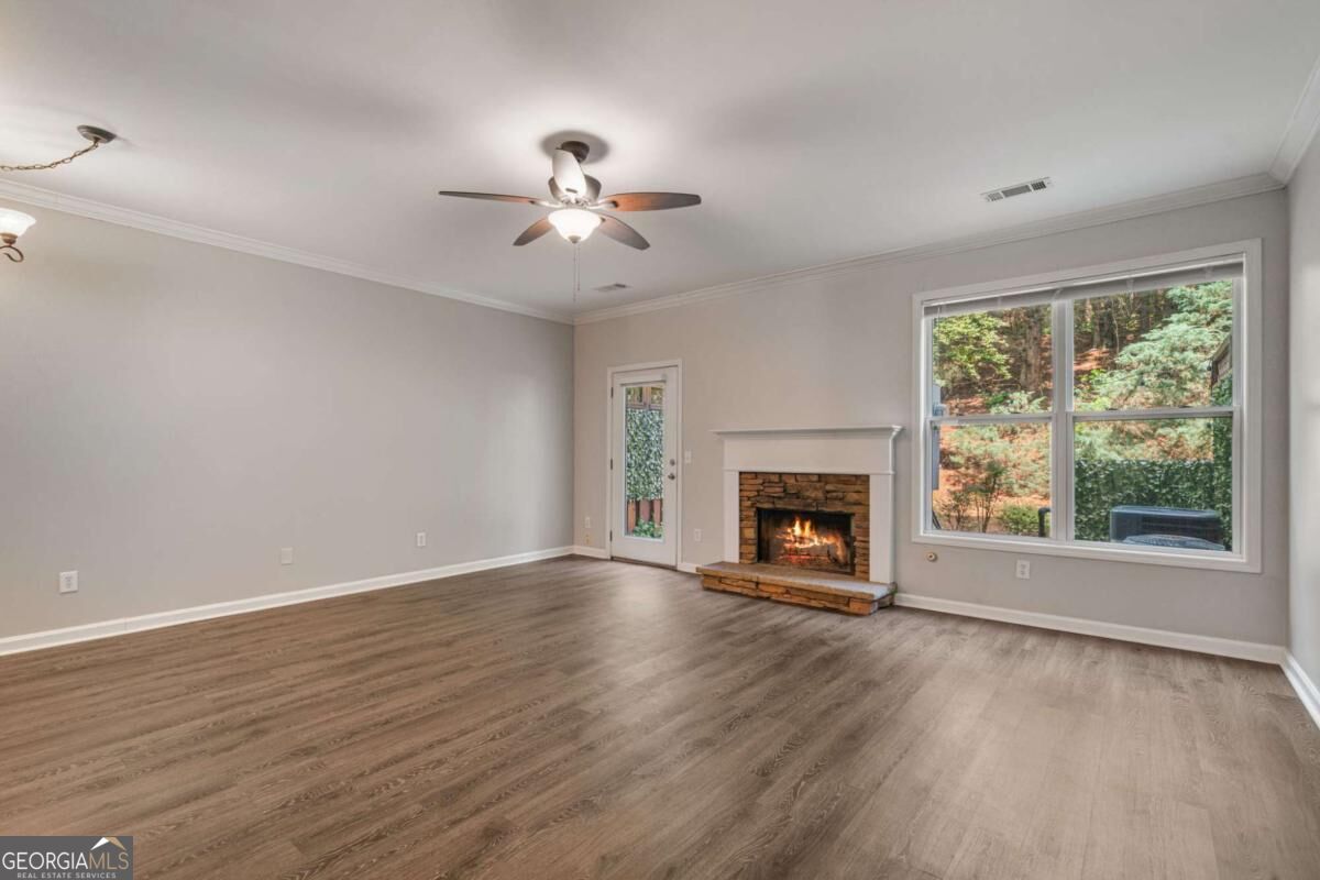 1030 Firethorne Pass Property Photo 8