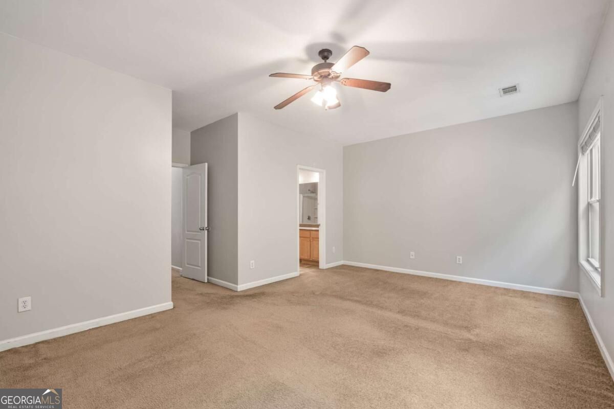 1030 Firethorne Pass Property Photo 16