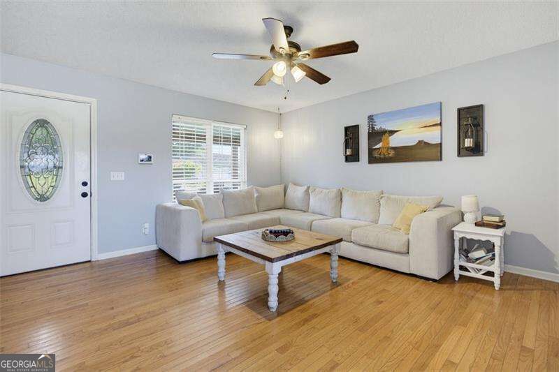 120 Fieldcrest Drive Se Property Photo 5