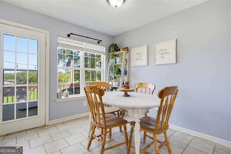 120 Fieldcrest Drive Se Property Photo 7