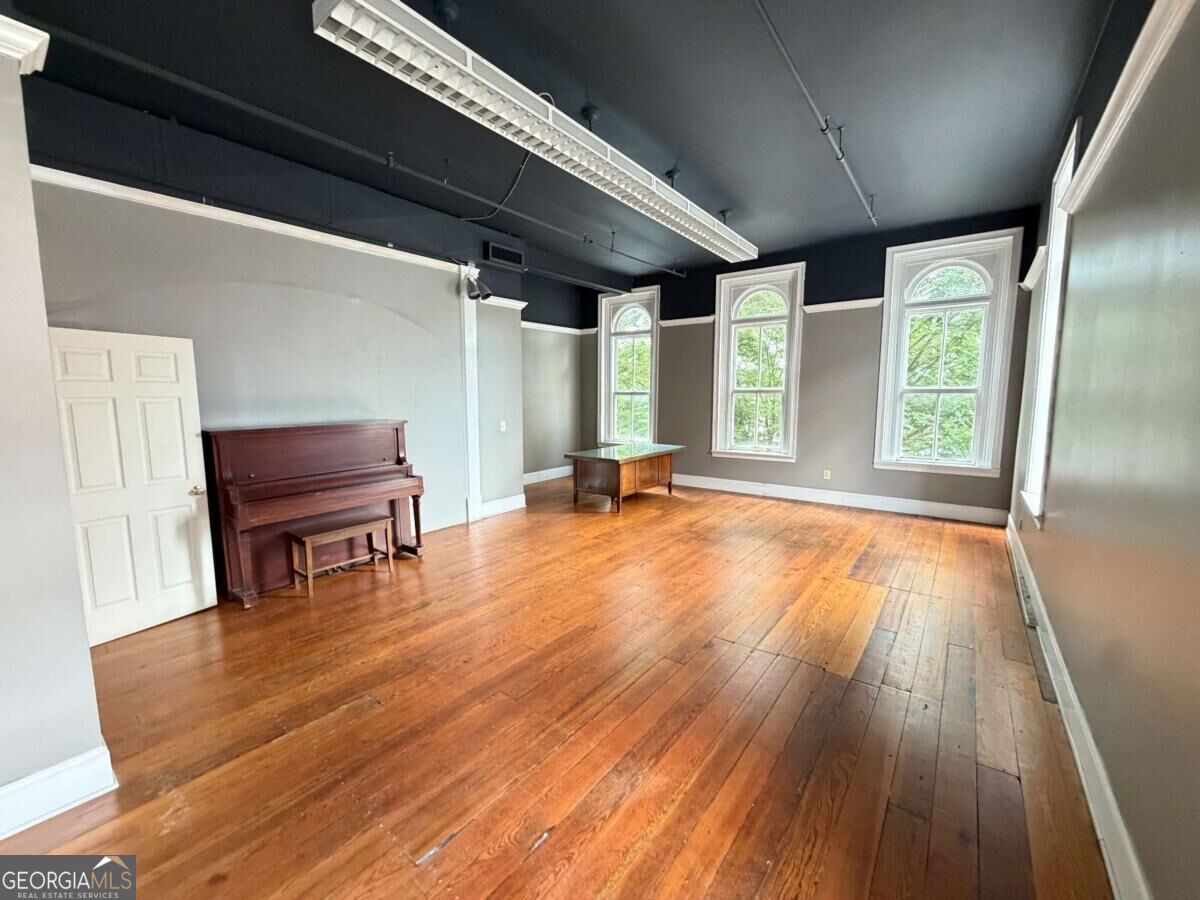 2 E 3rd Avenue # 200 Property Photo 1
