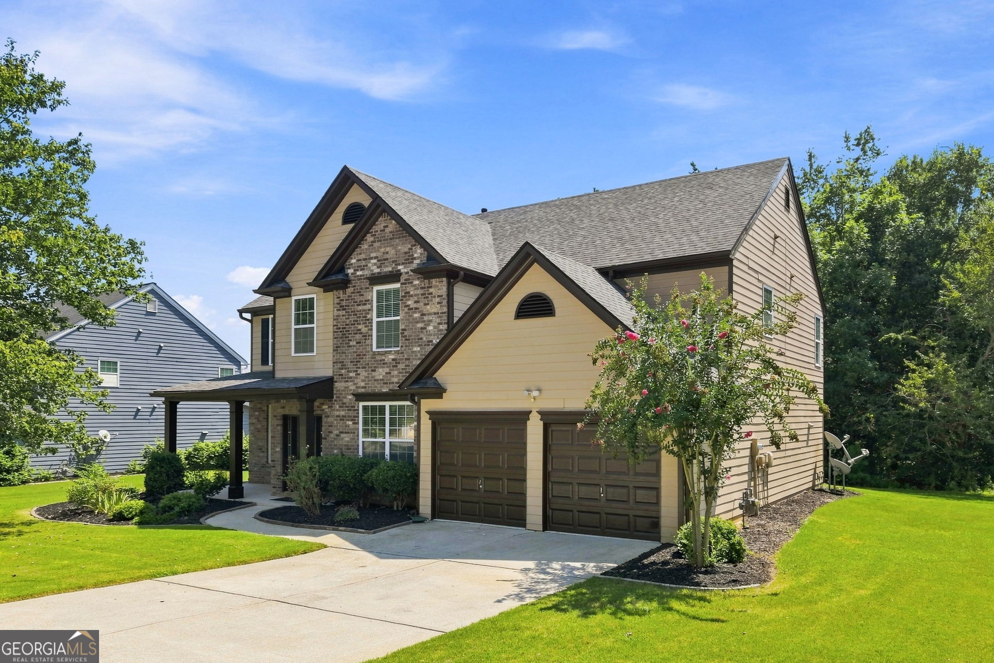 853 Van Briggle Path Property Photo 2