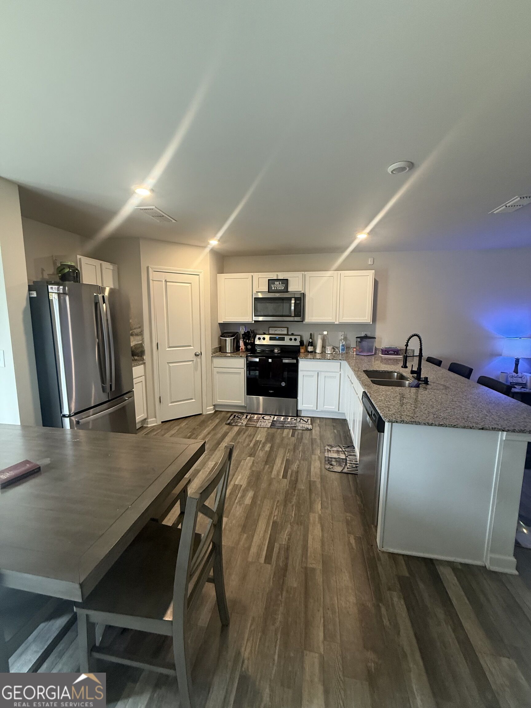 133 Maple Drive Property Photo 6