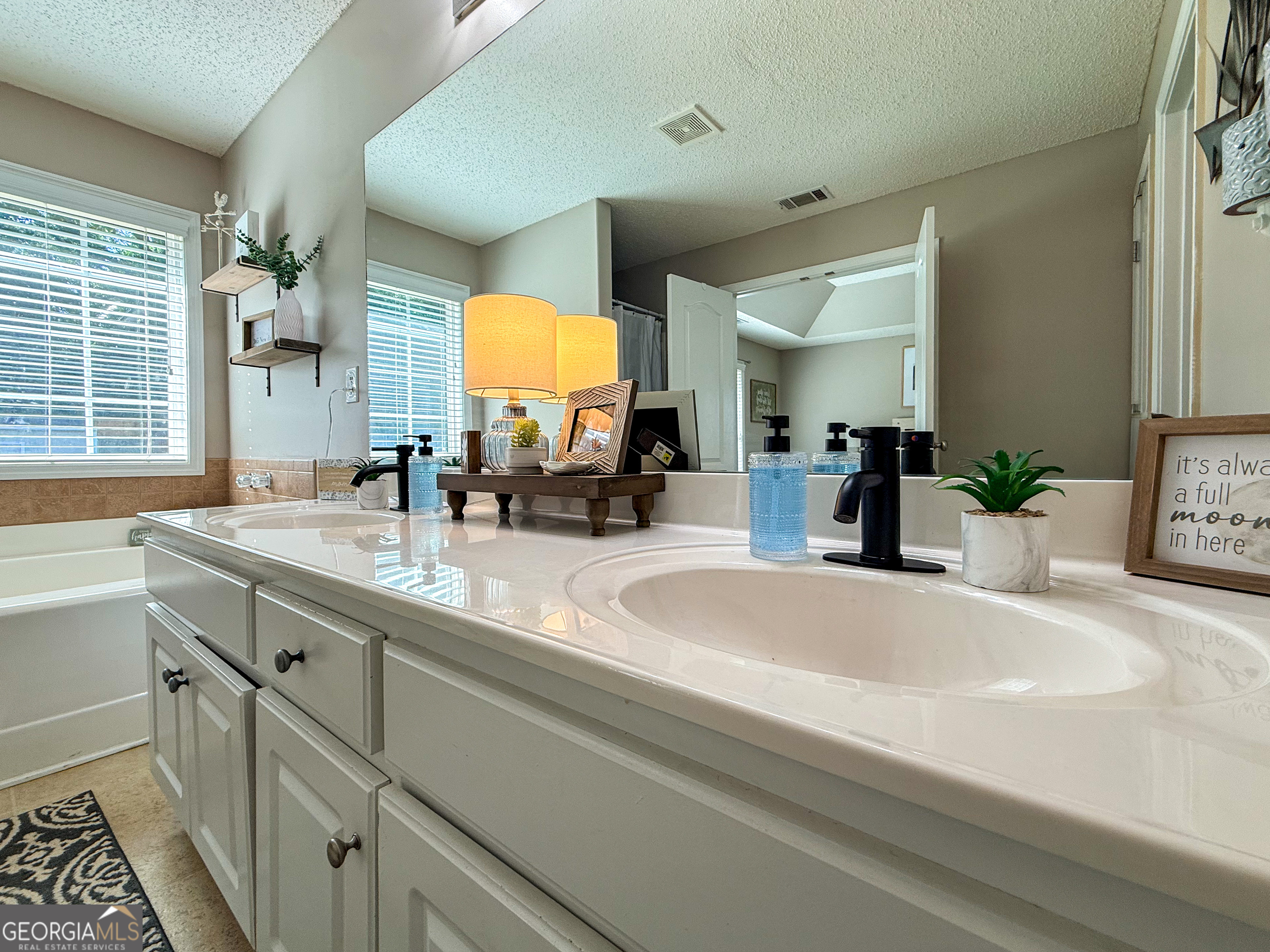 255 River Mist Circle Property Photo 21