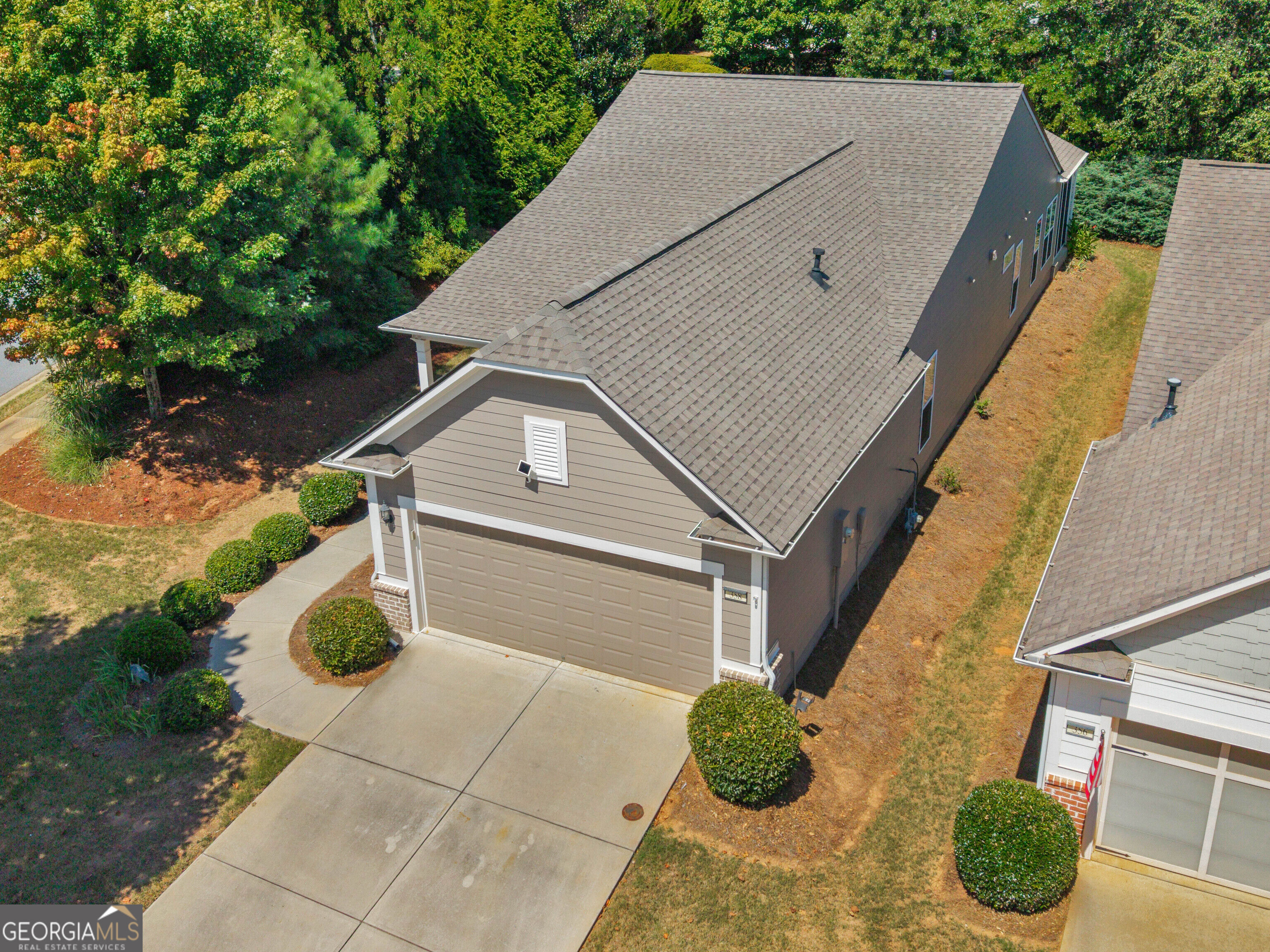 358 Sandy Springs Drive Property Photo 5