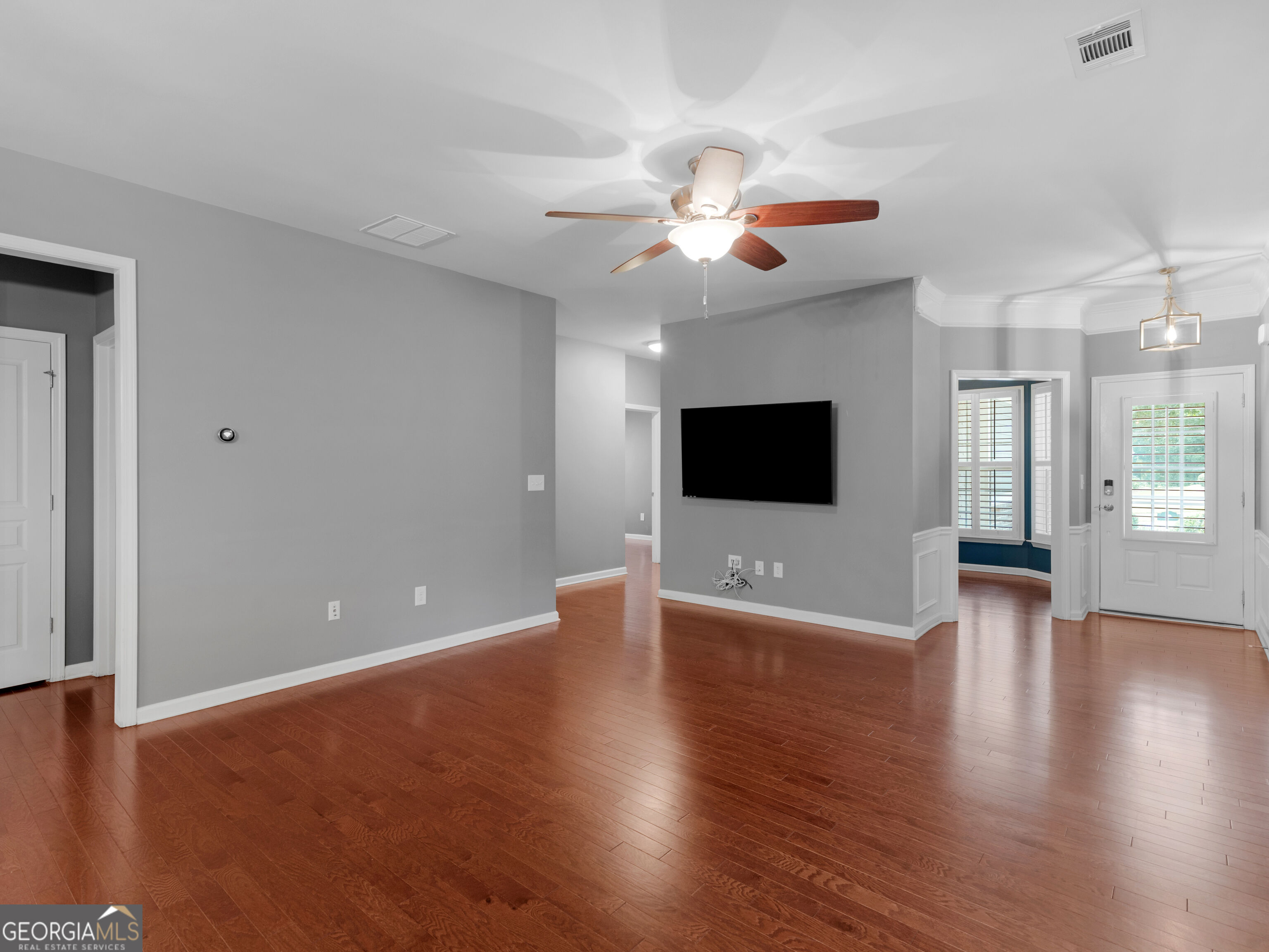 358 Sandy Springs Drive Property Photo 20
