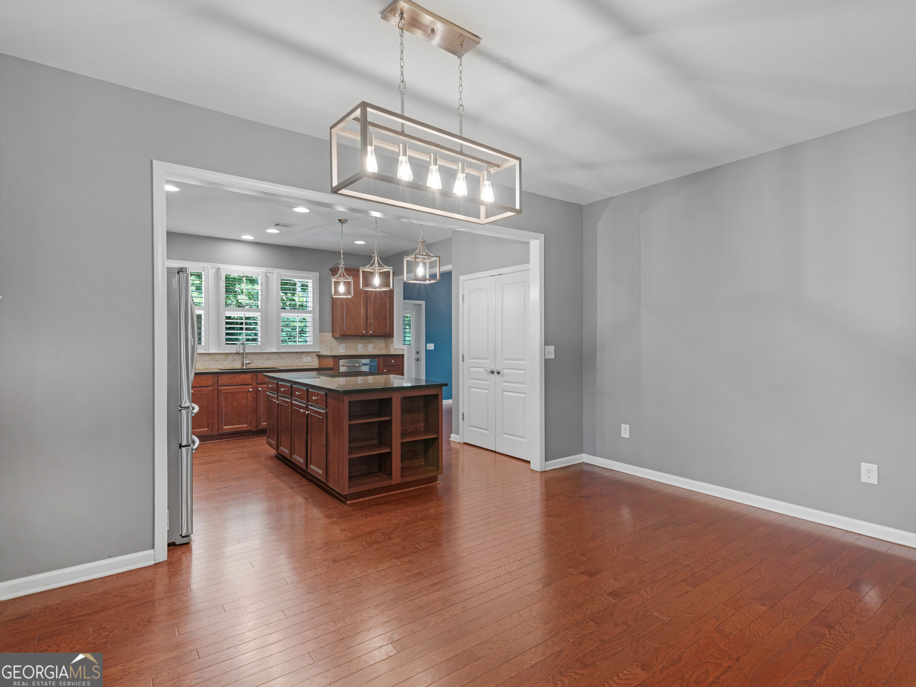 358 Sandy Springs Drive Property Photo 21