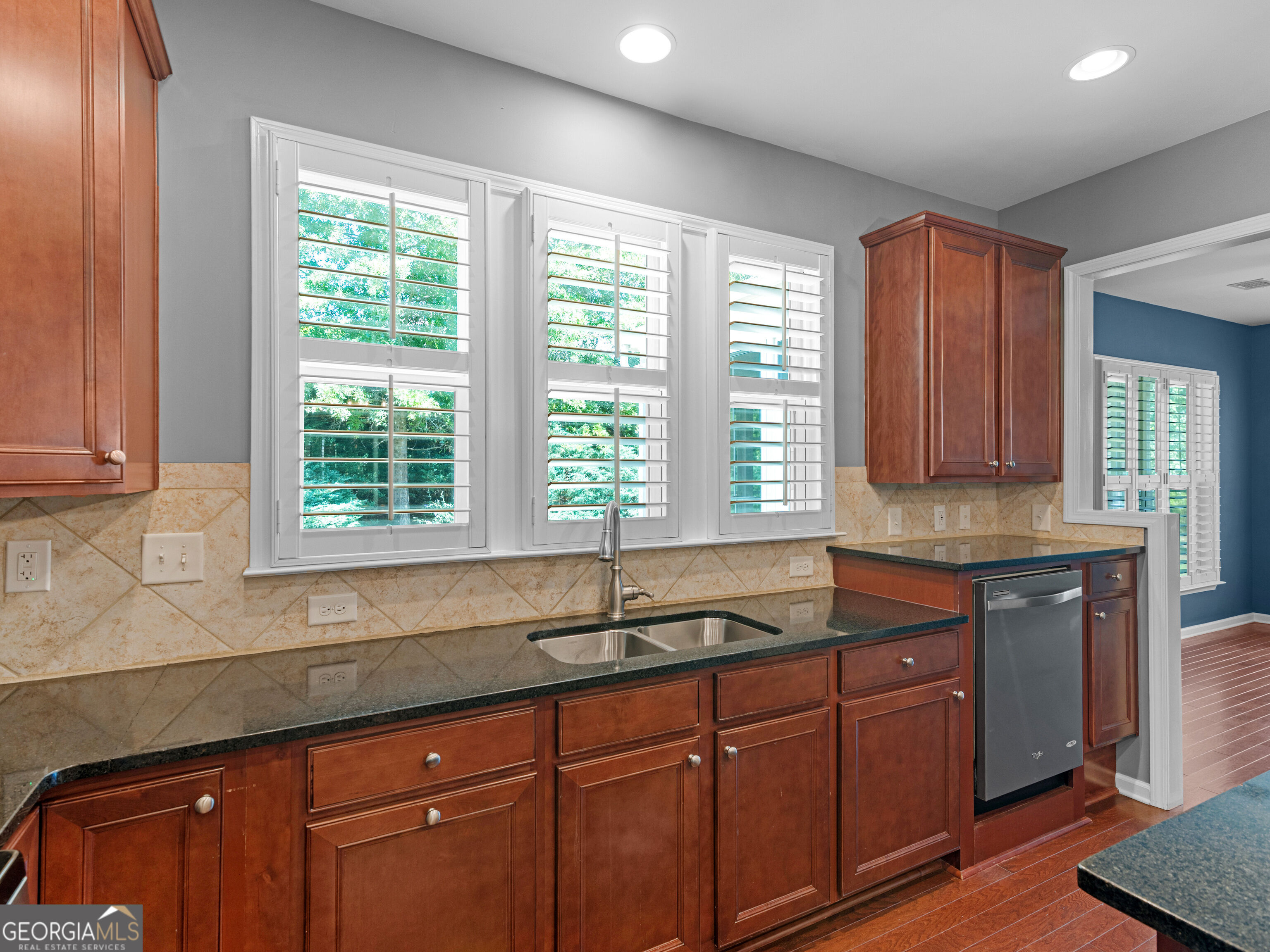 358 Sandy Springs Drive Property Photo 31