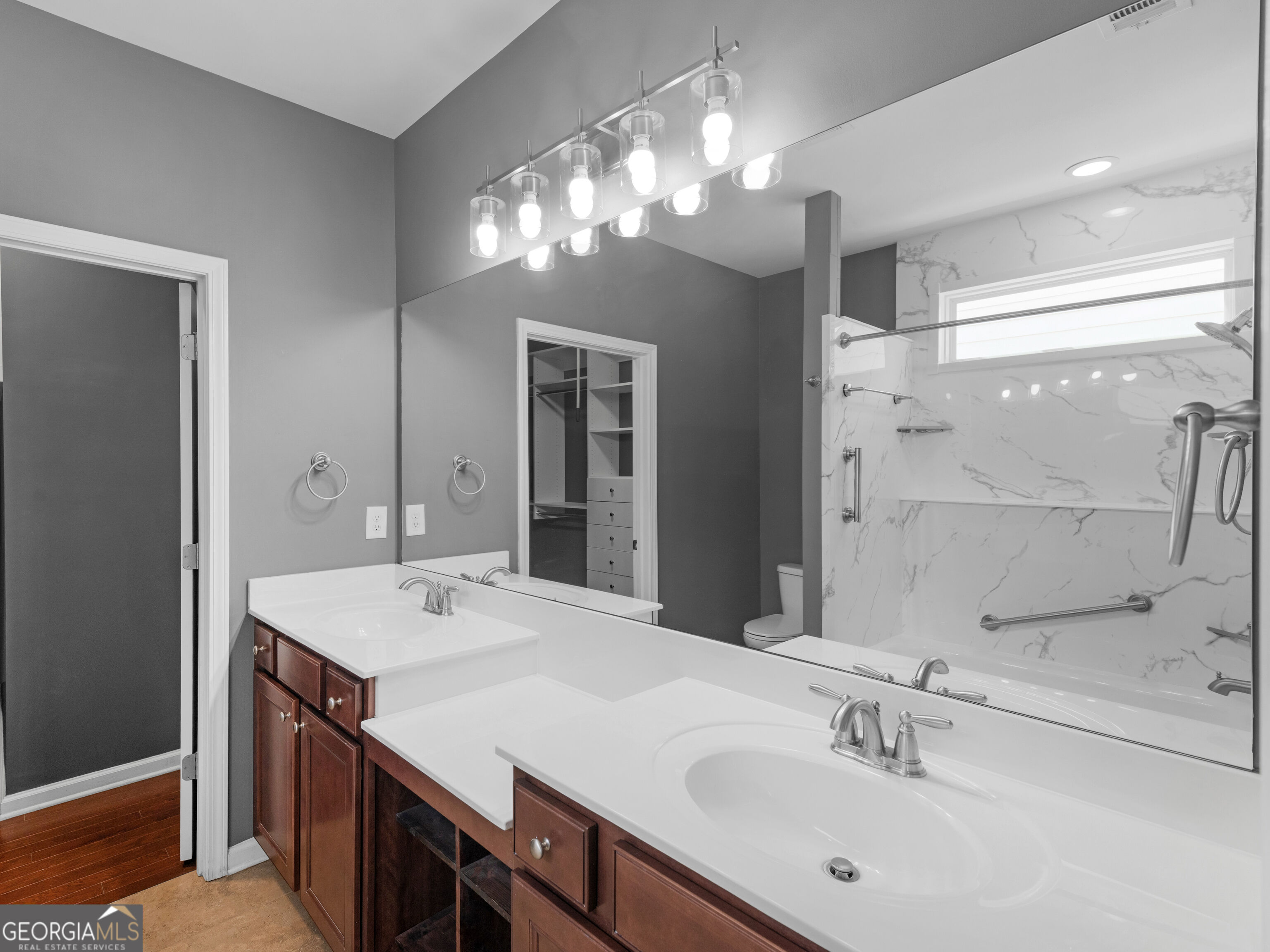 358 Sandy Springs Drive Property Photo 47