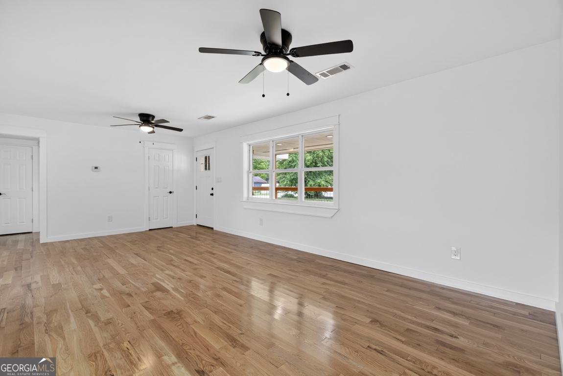 5193 Hazel Street Ne Property Photo 13