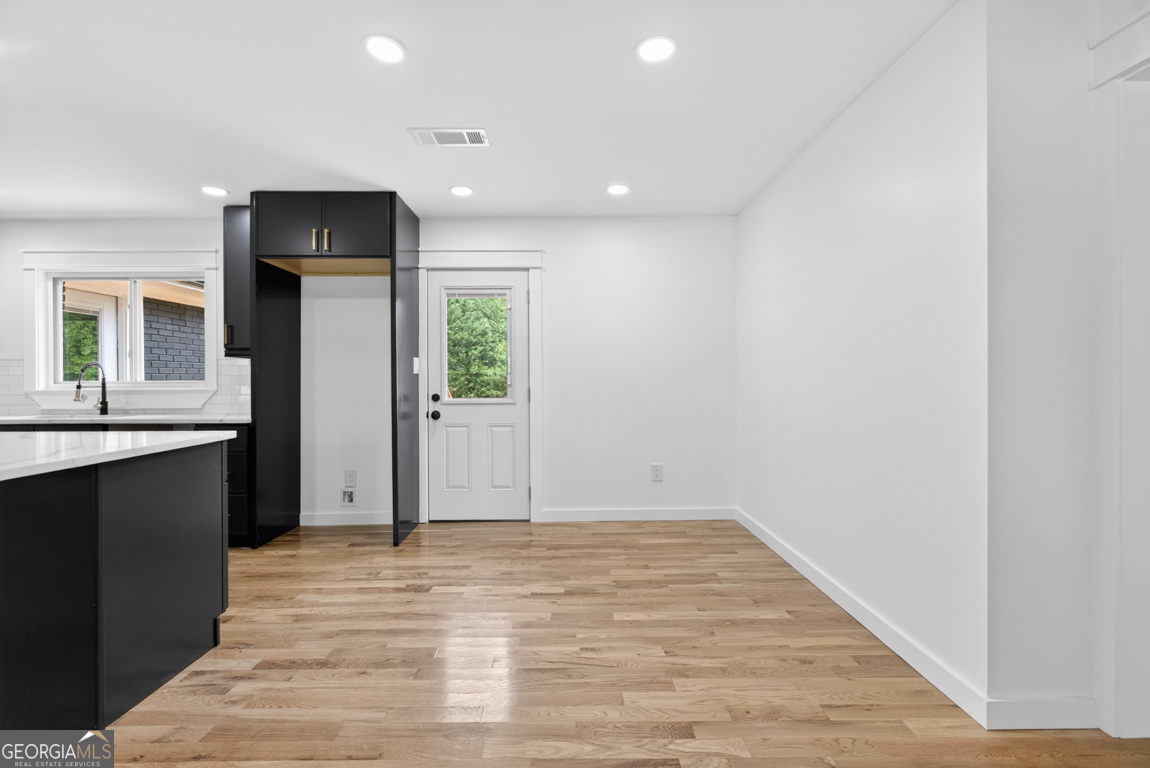 5193 Hazel Street Ne Property Photo 22