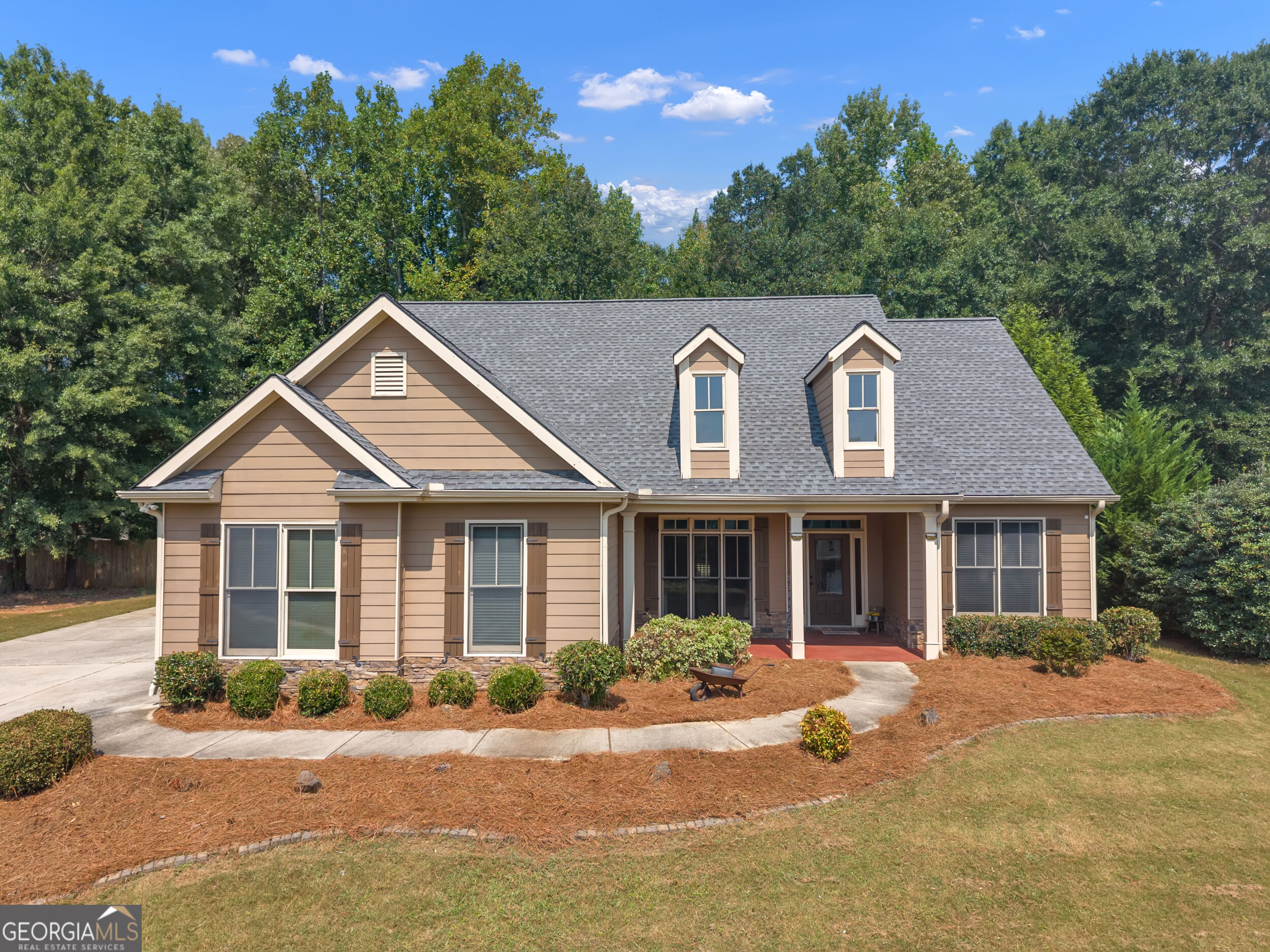 77 Gorham Gates Drive Property Photo 1