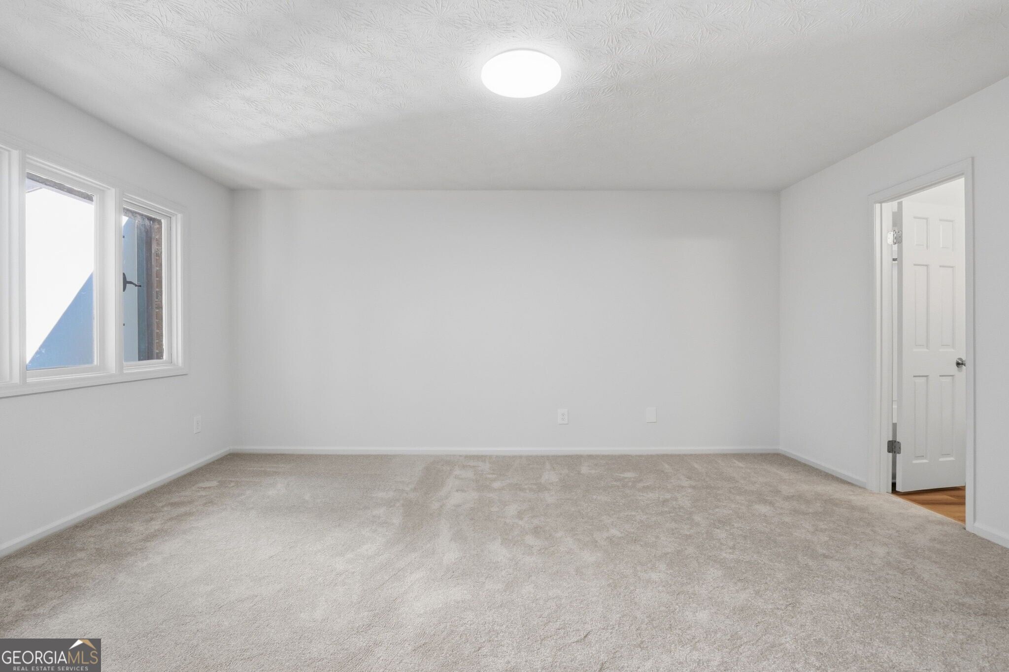 3229 Clairmont North Ne Property Photo 16