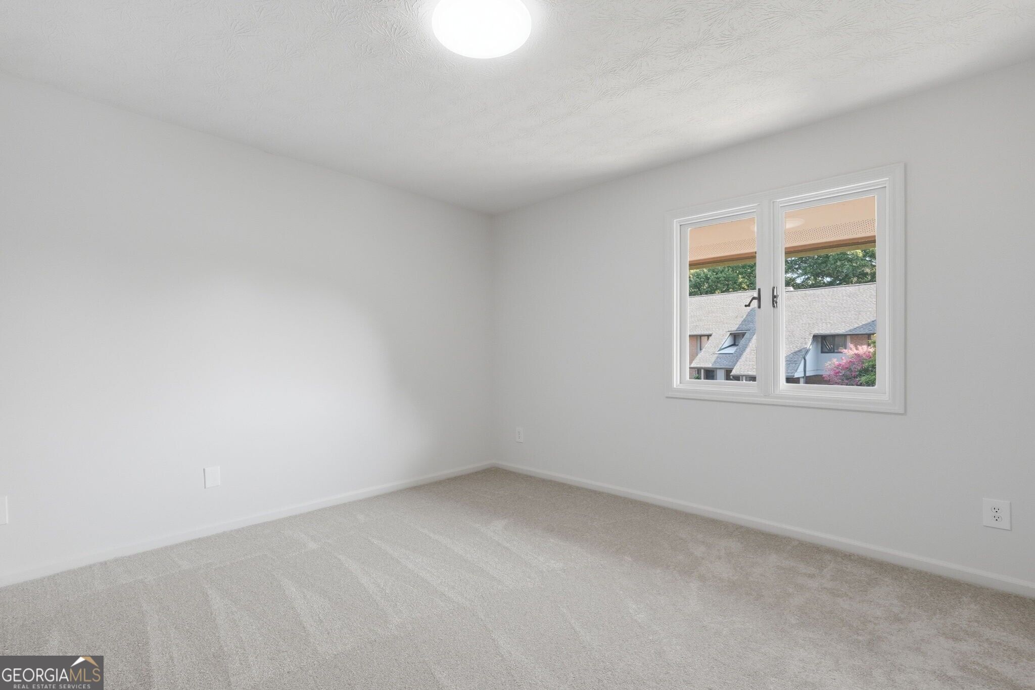 3229 Clairmont North Ne Property Photo 24