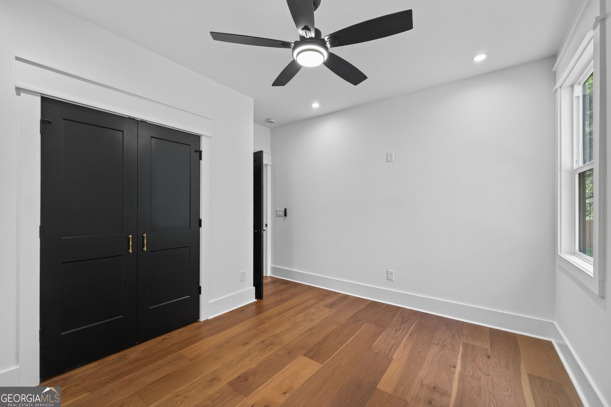 274 White Street Property Photo 23