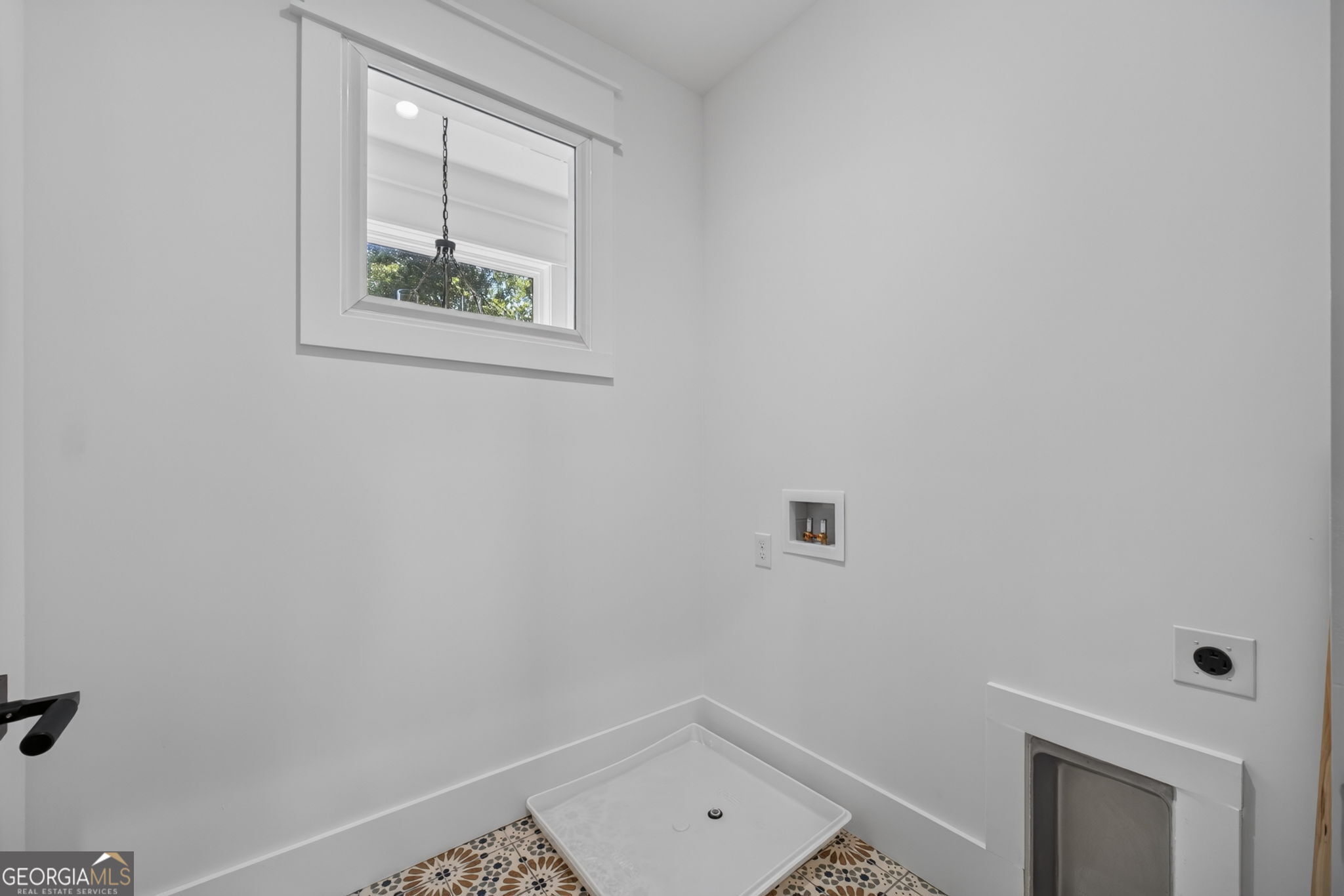274 White Street Property Photo 41