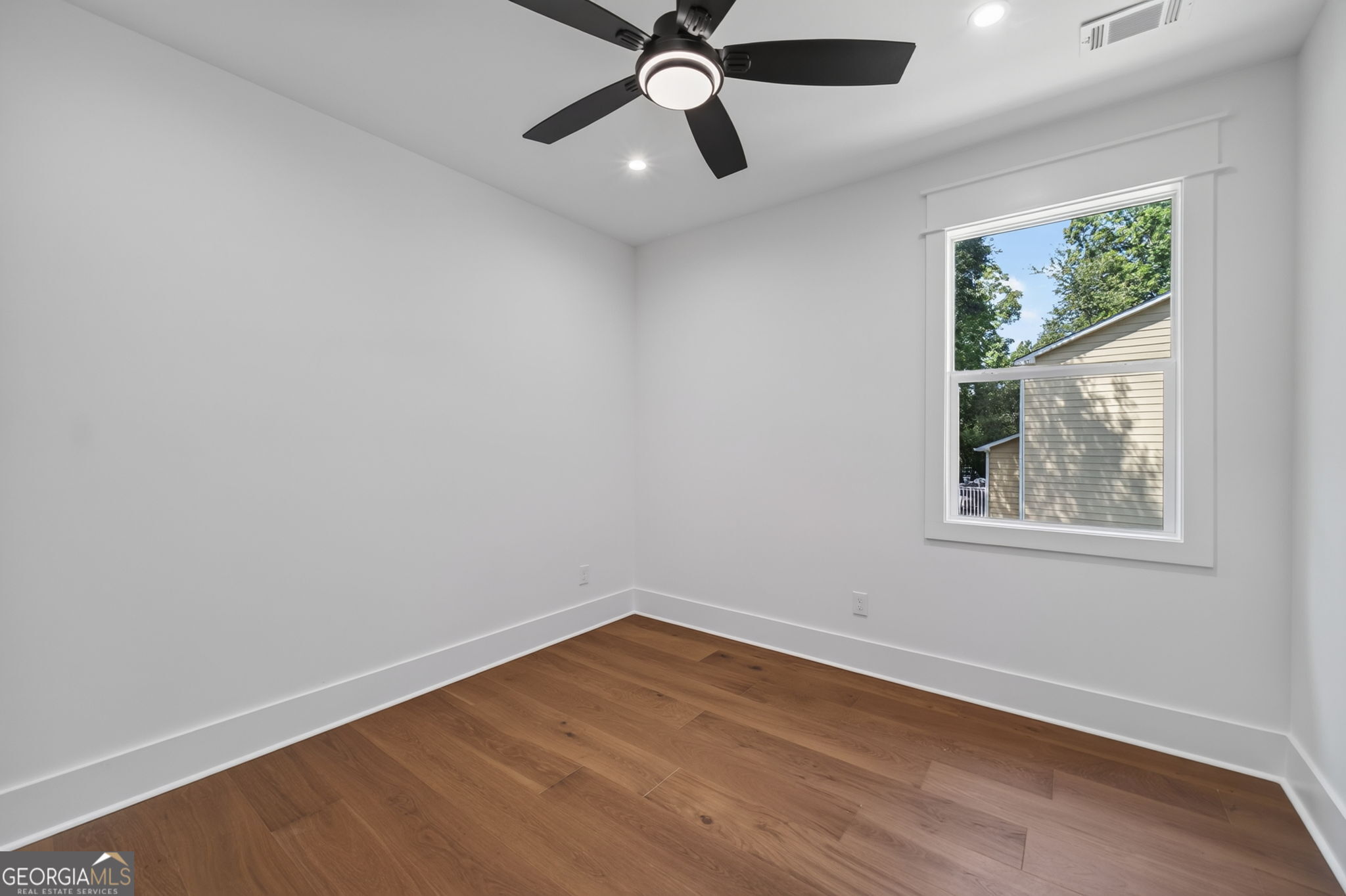 274 White Street Property Photo 42