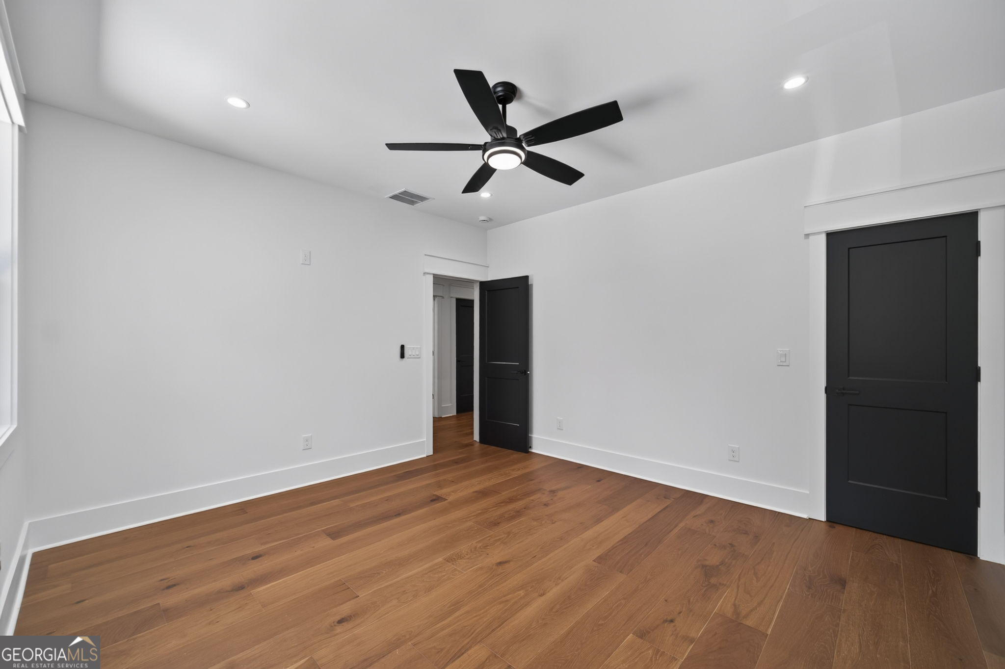 274 White Street Property Photo 46
