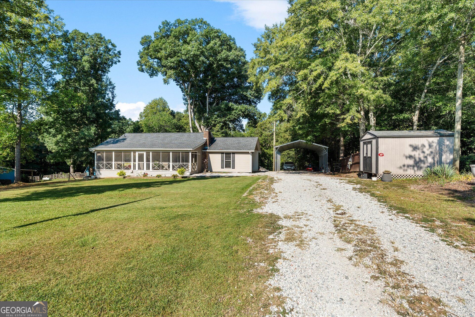 39 Cheryl Drive Property Photo 3