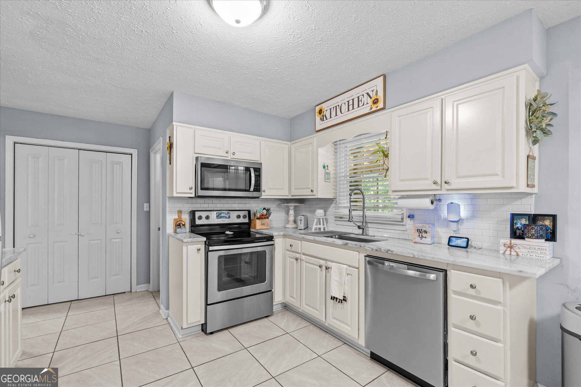 39 Cheryl Drive Property Photo 17