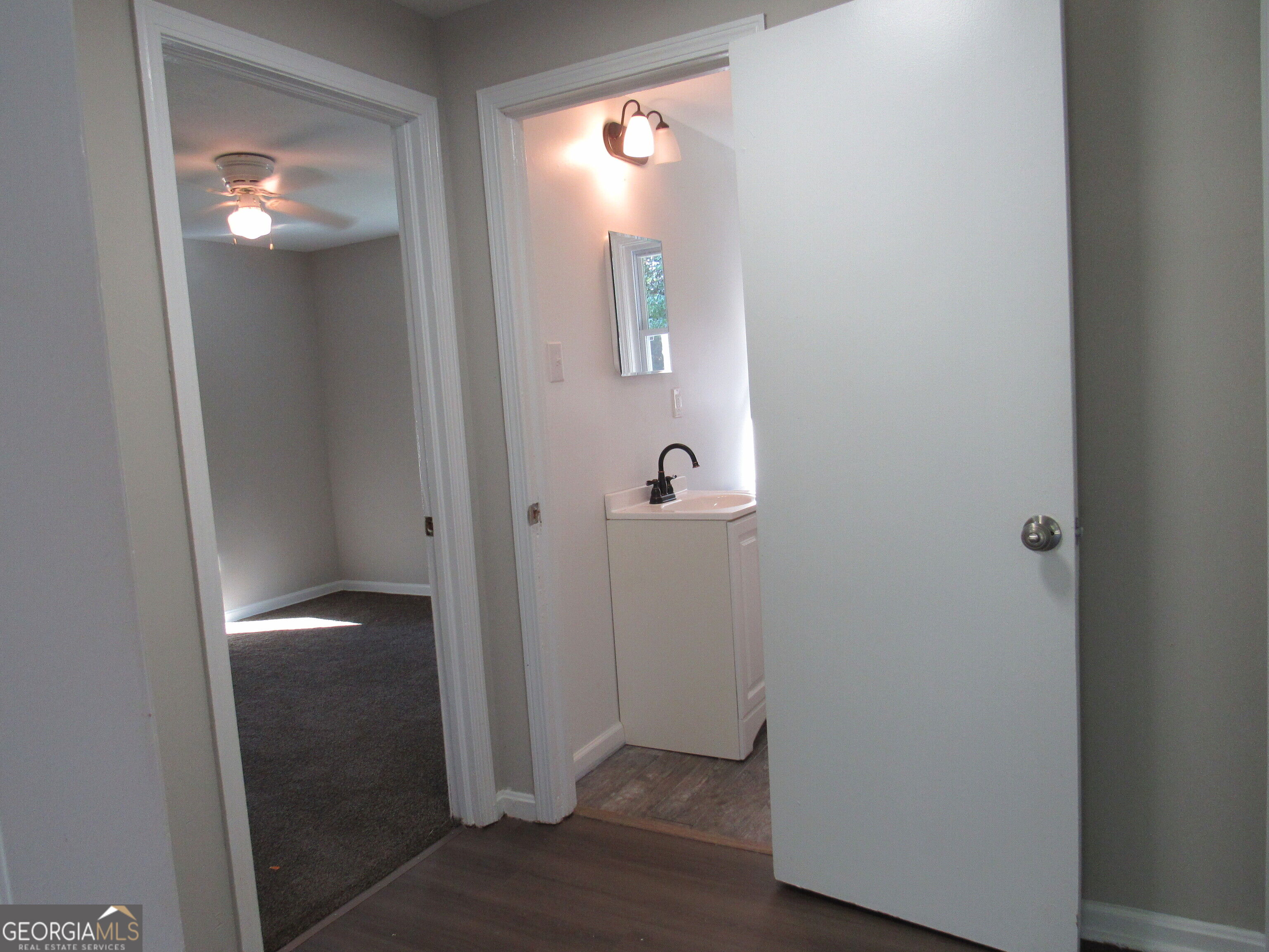 1616 Mathis Circle Property Photo 16