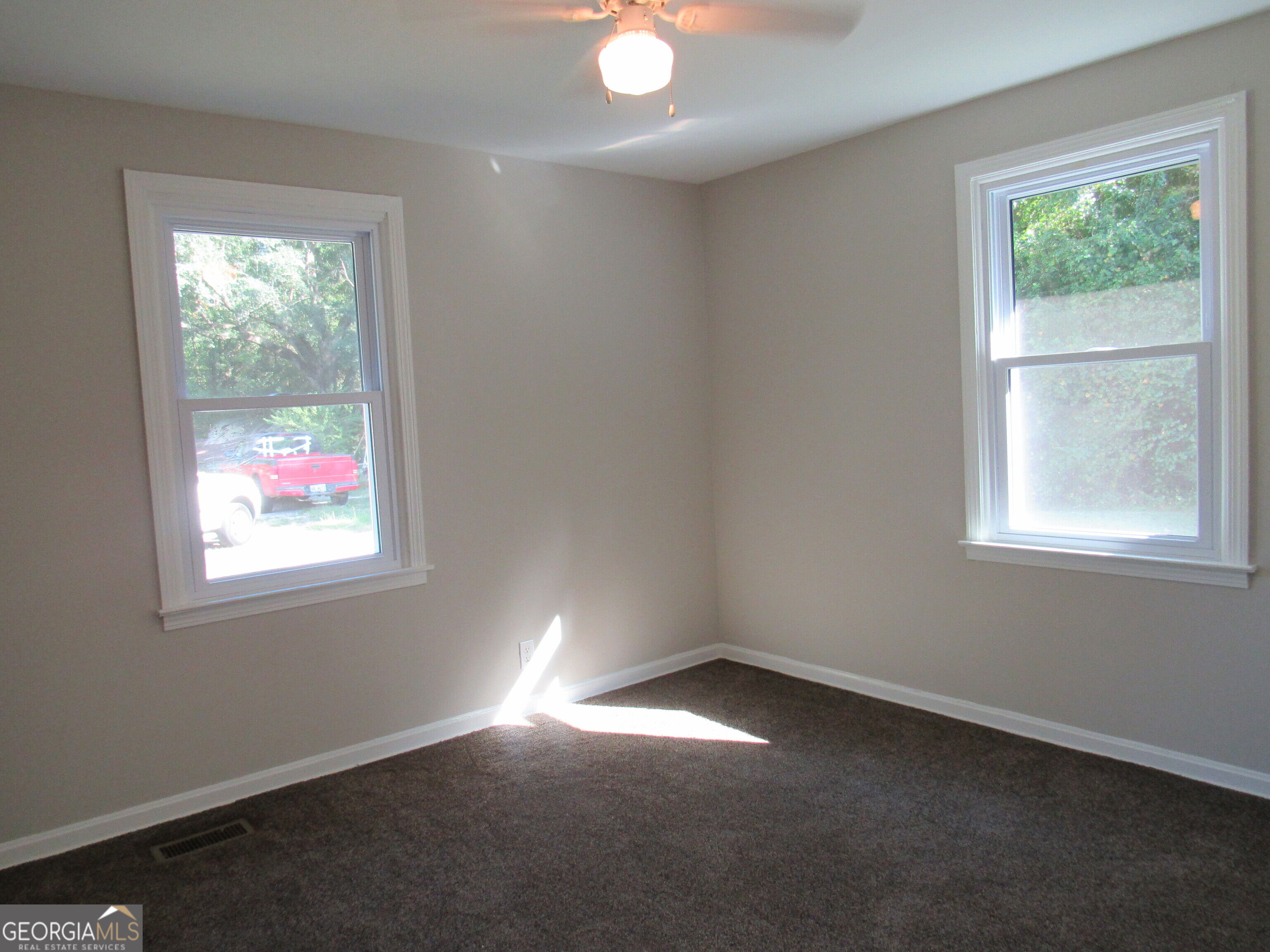 1616 Mathis Circle Property Photo 20