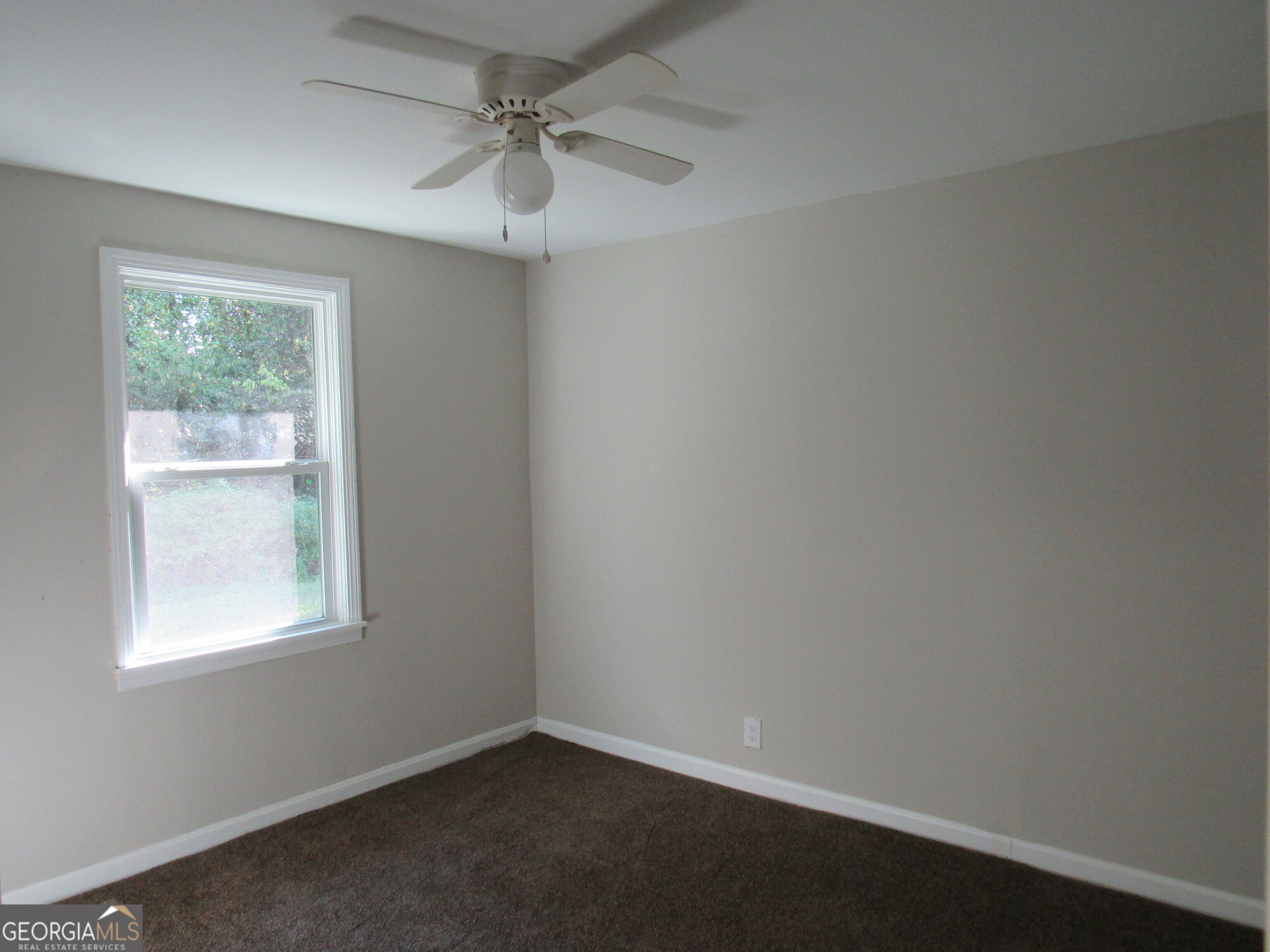 1616 Mathis Circle Property Photo 22