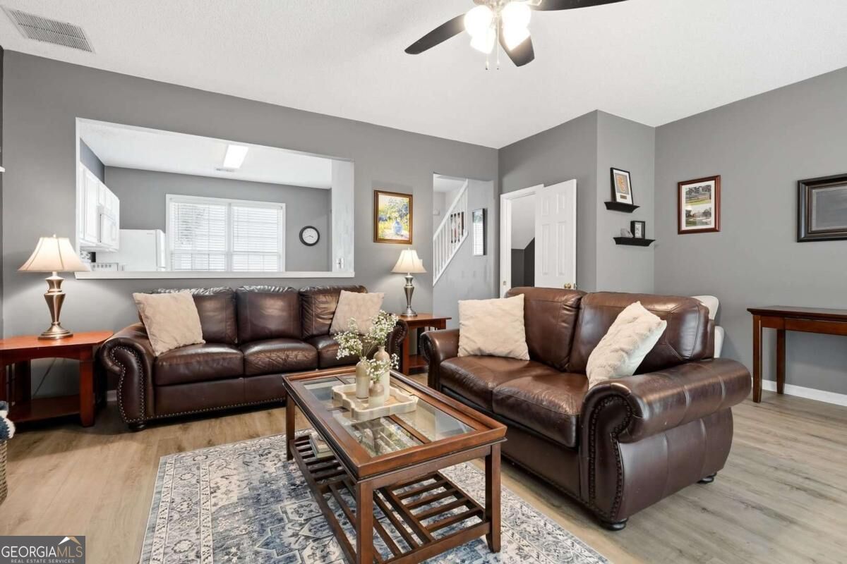 4079 Howell Park Road Property Photo 5