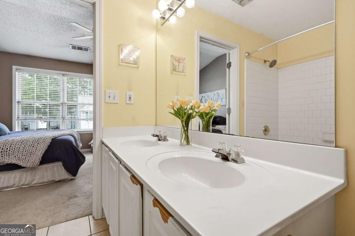 4079 Howell Park Road Property Photo 21